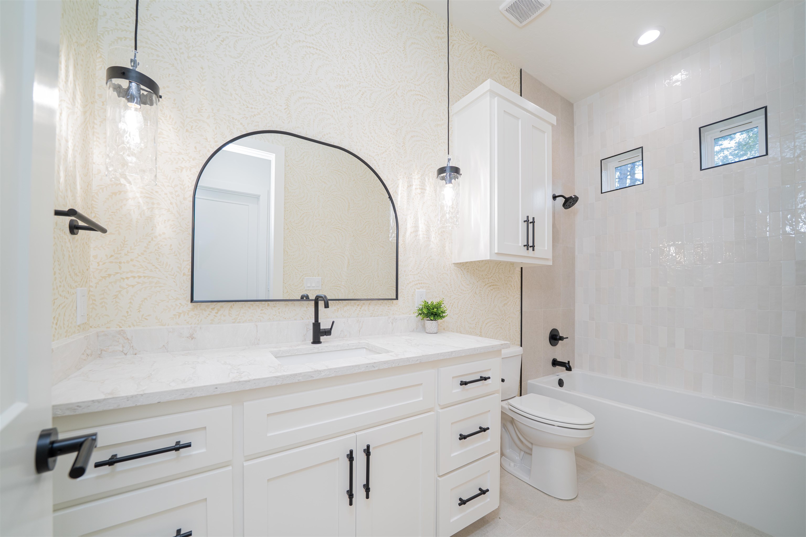 190 Thorn Briar Trail