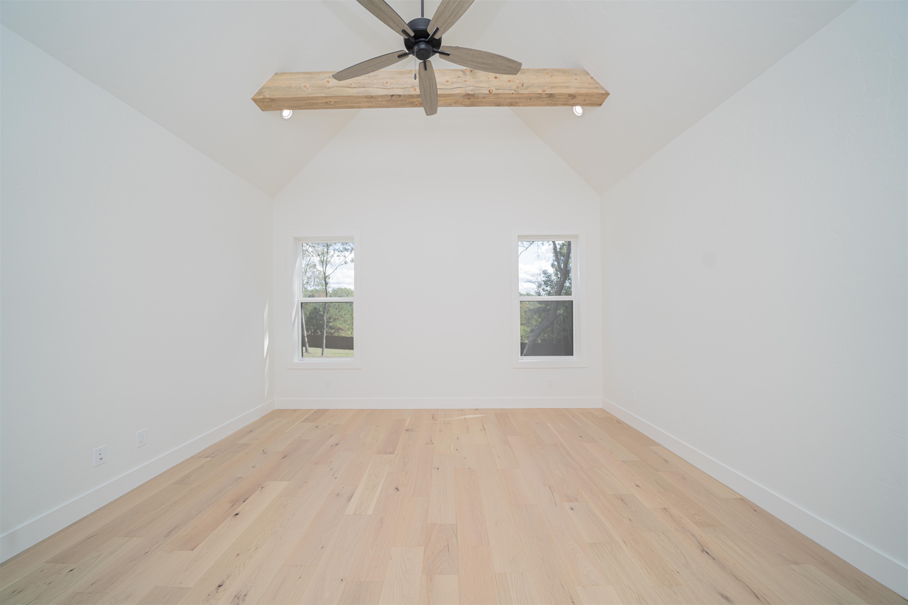 190 Thorn Briar Trail