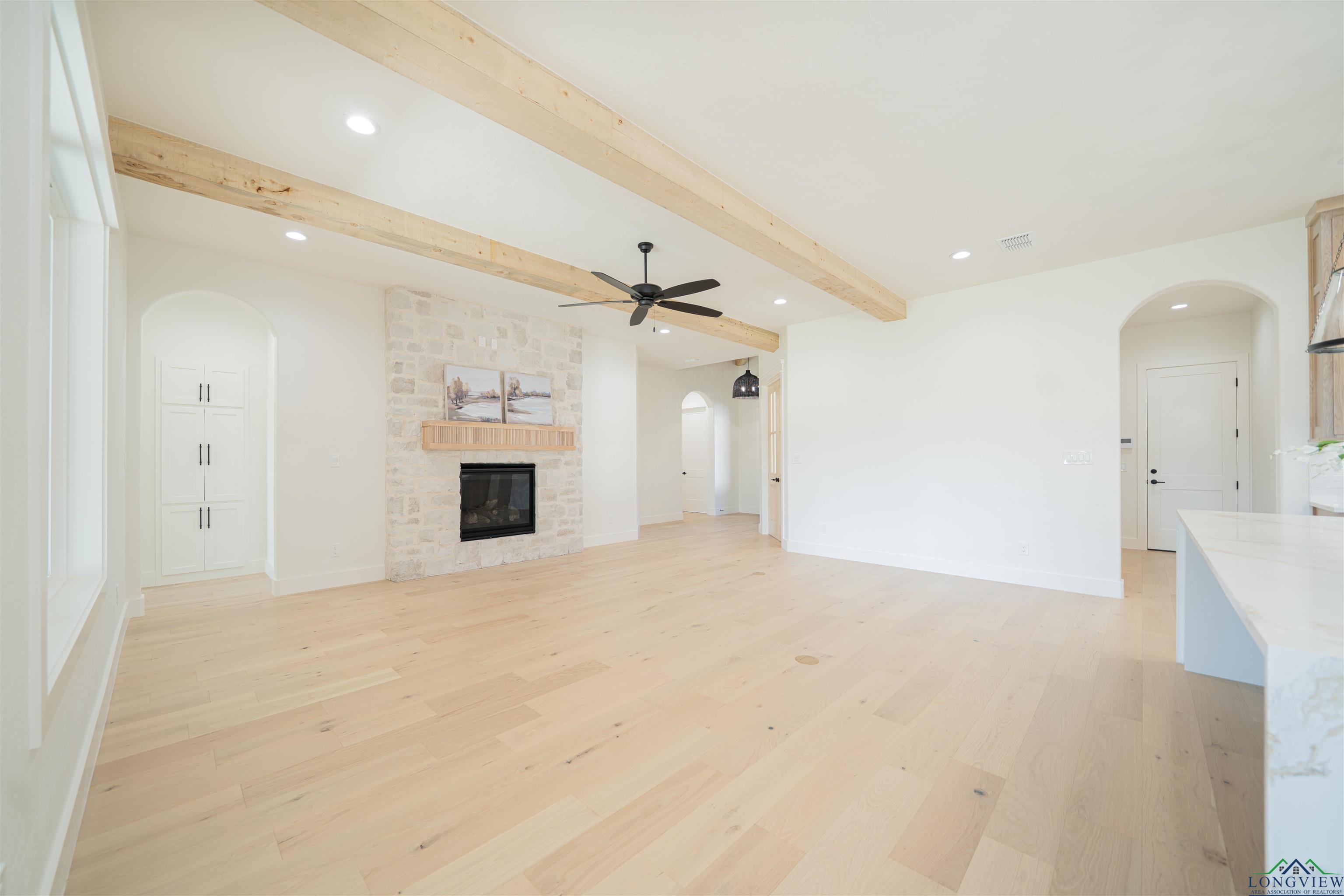 190 Thorn Briar Trail