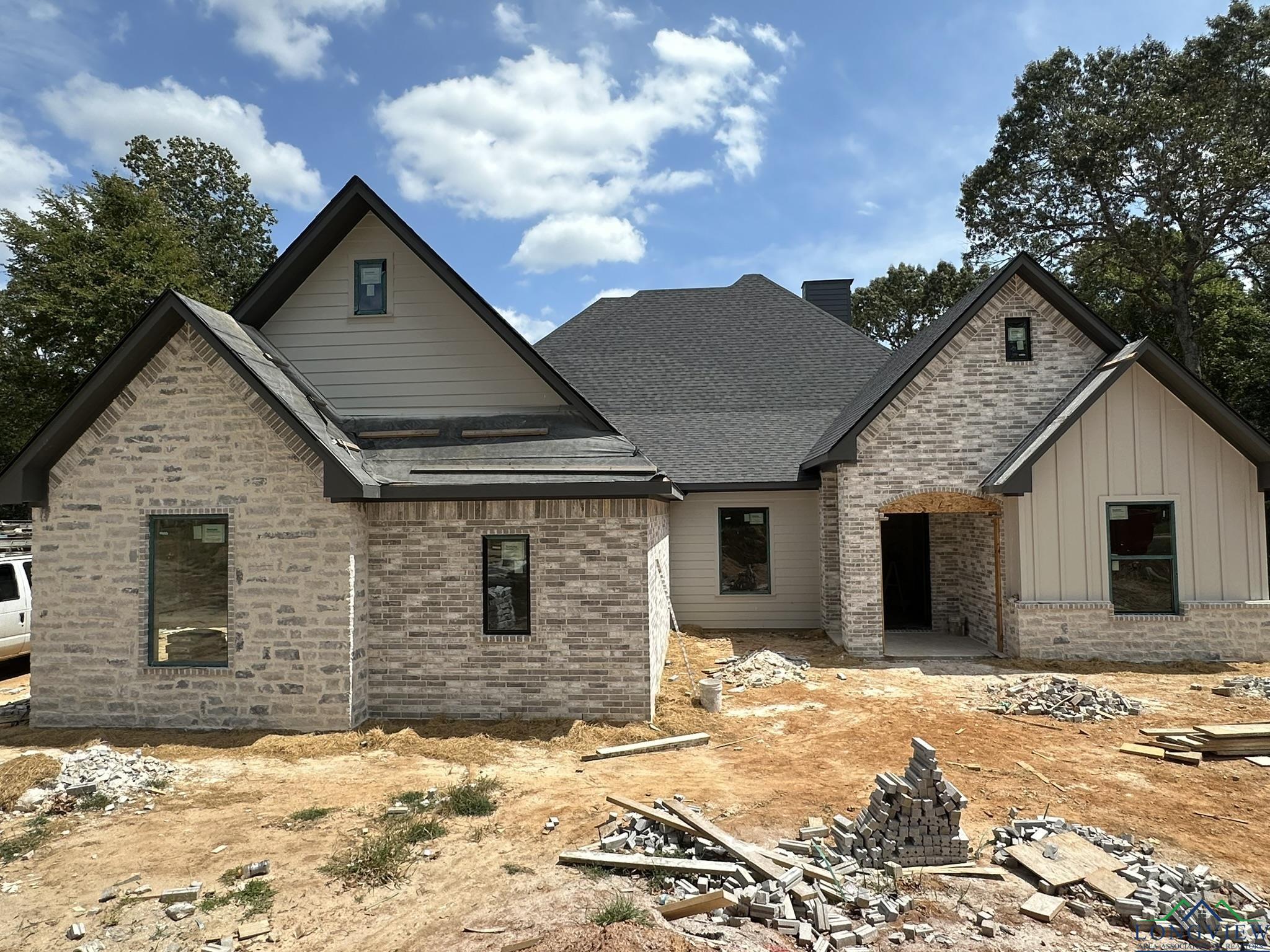 190 Thorn Briar Trail