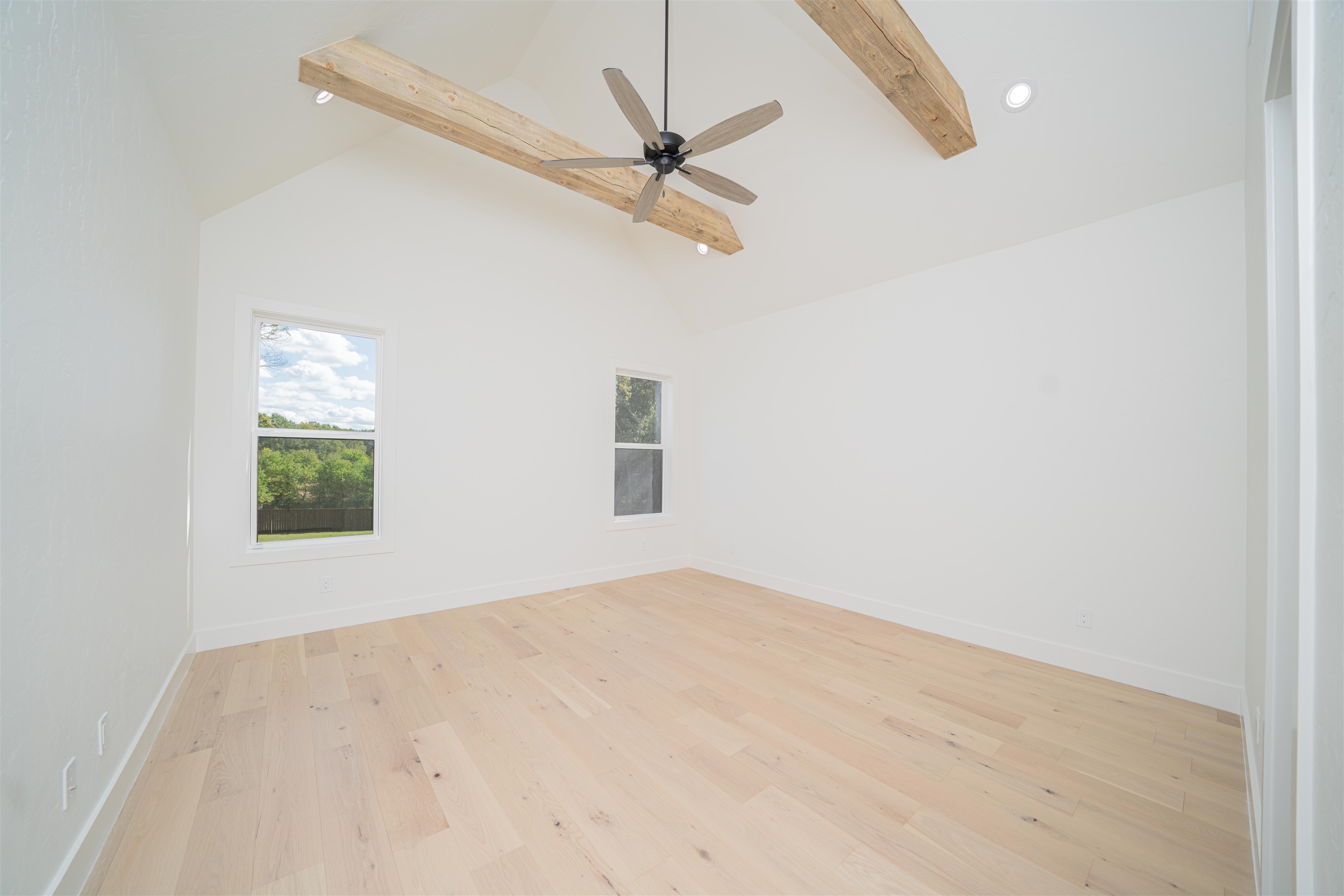 190 Thorn Briar Trail