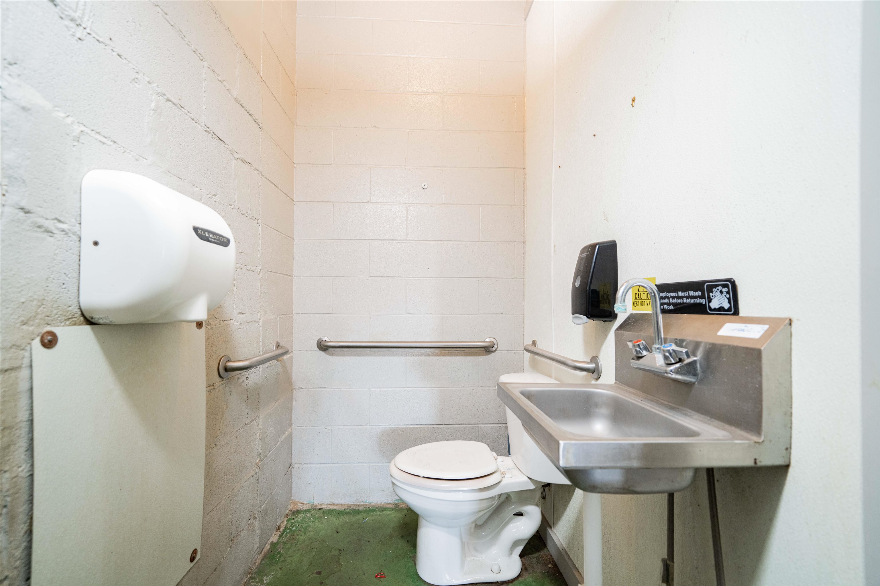 16420 N State Hwy 155