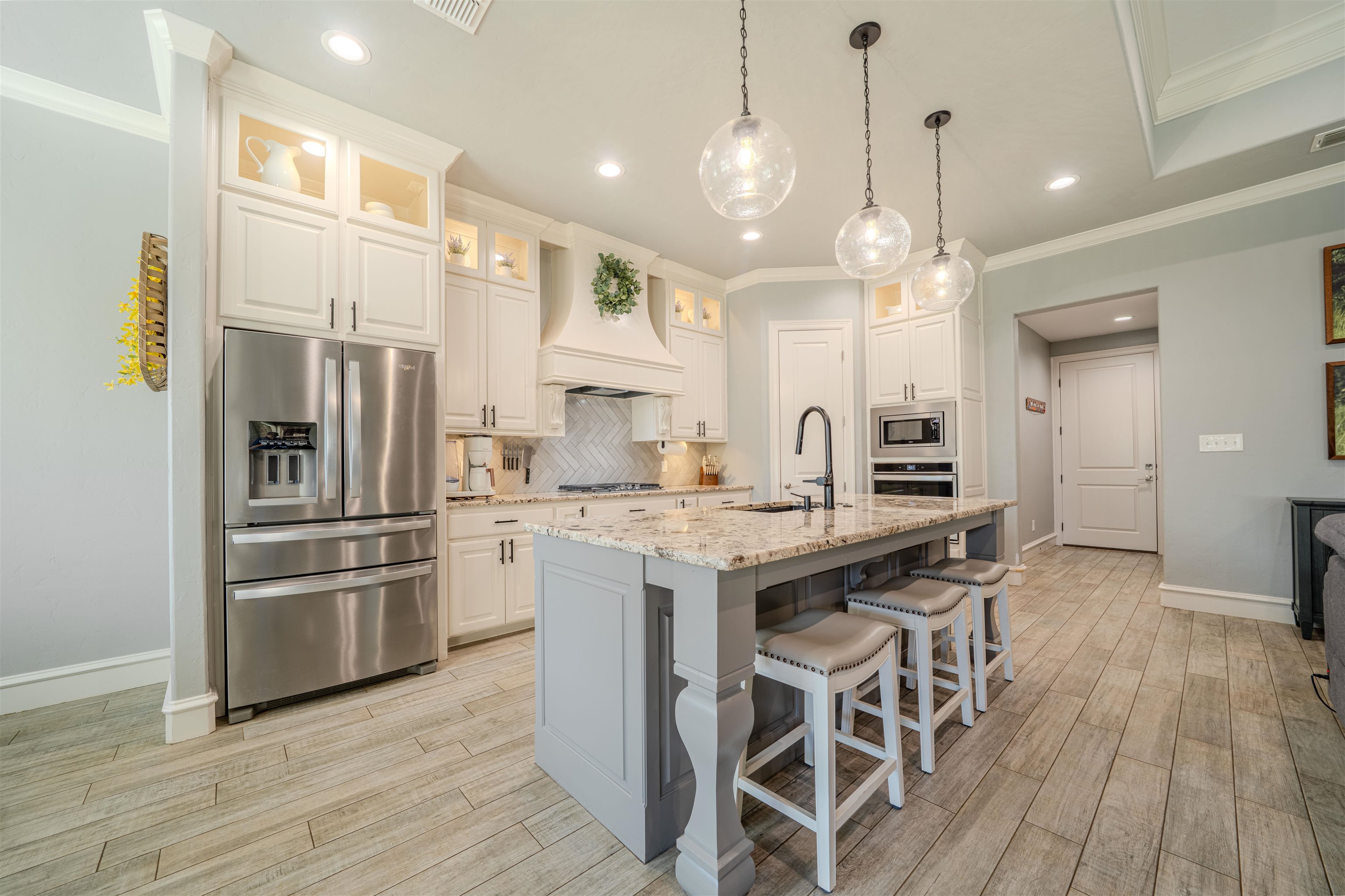 4028 Hidden Hills Cir