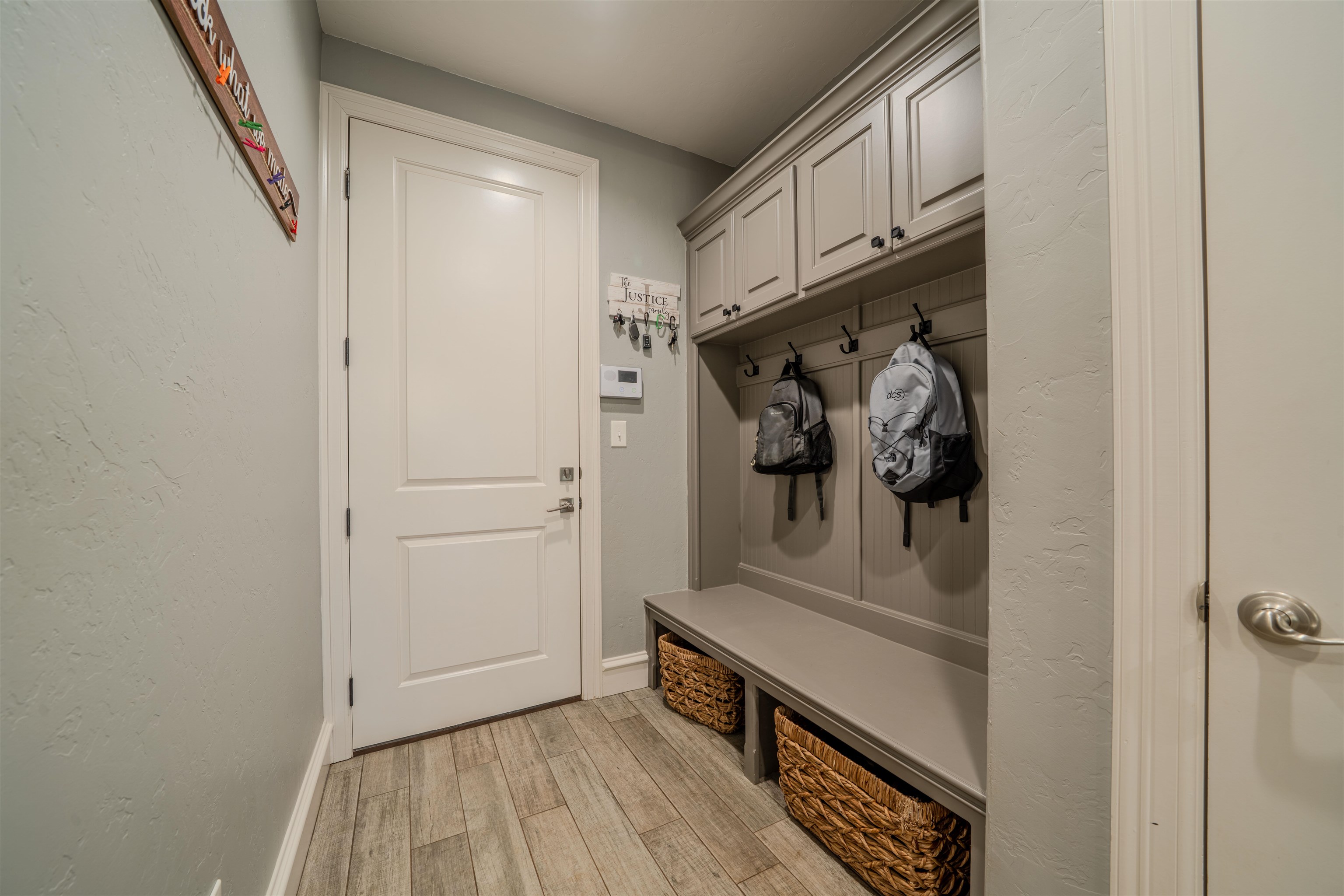 4028 Hidden Hills Cir