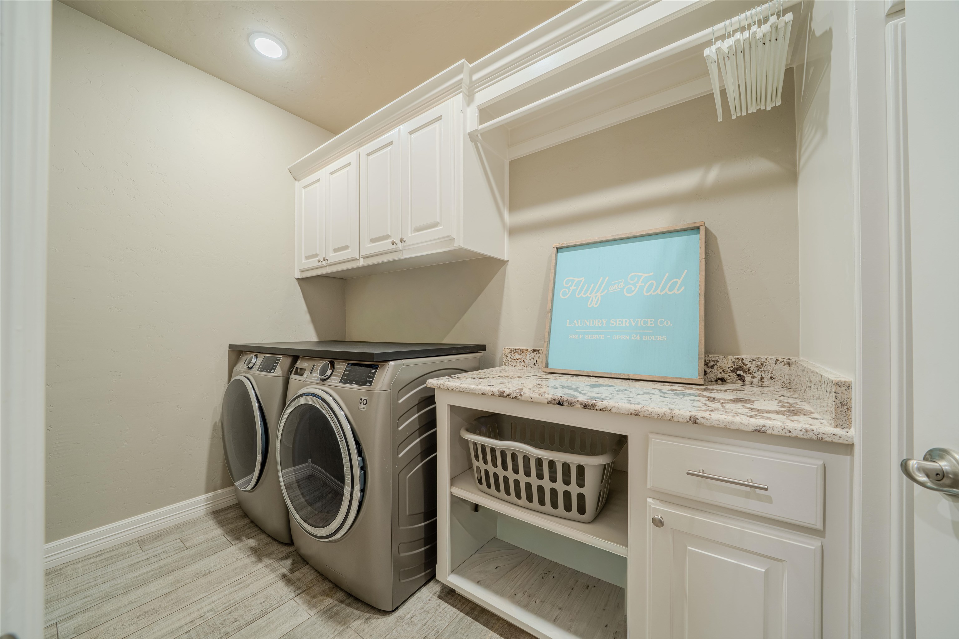 4028 Hidden Hills Cir