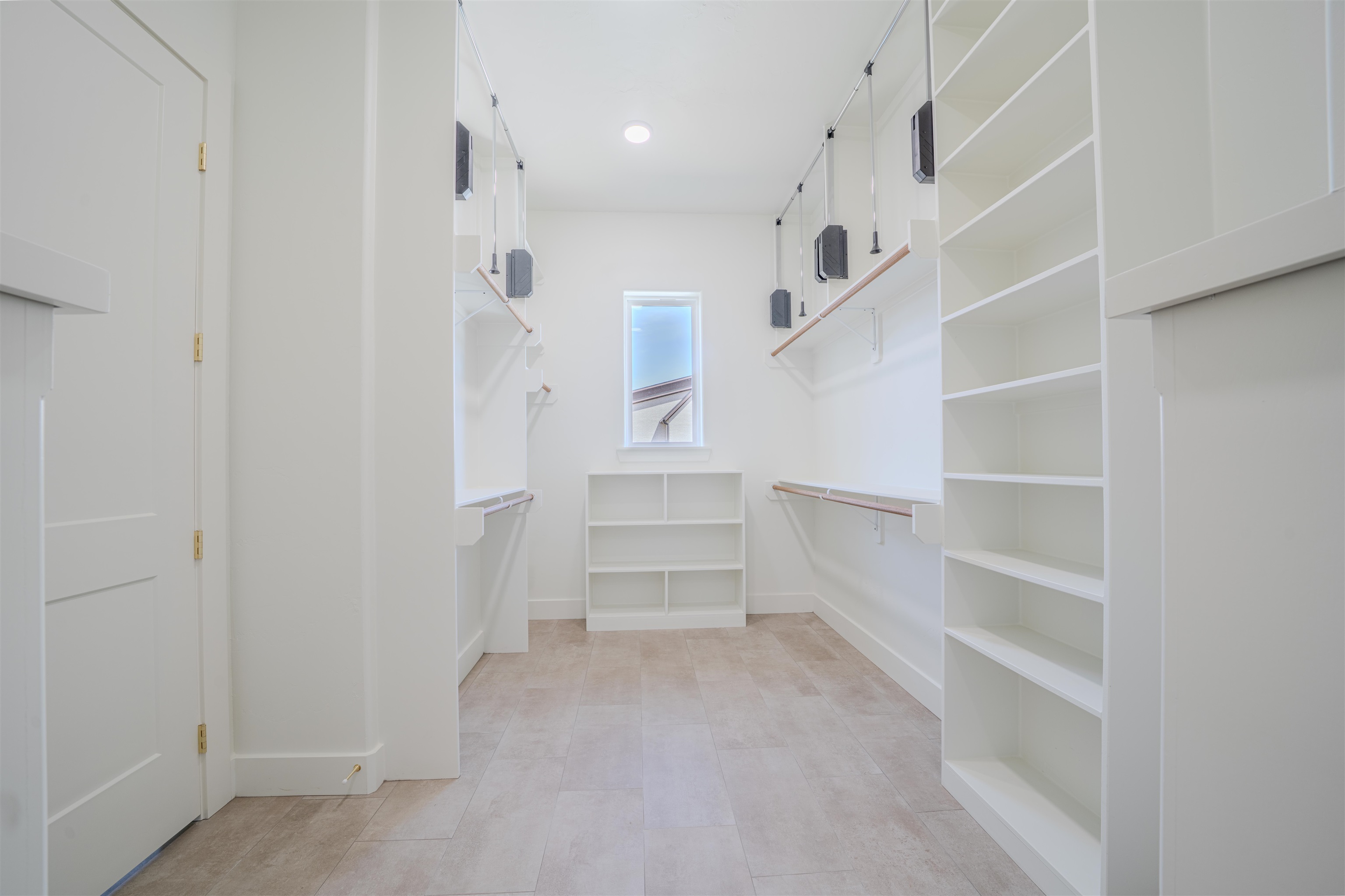 205 Thorn Briar Trail