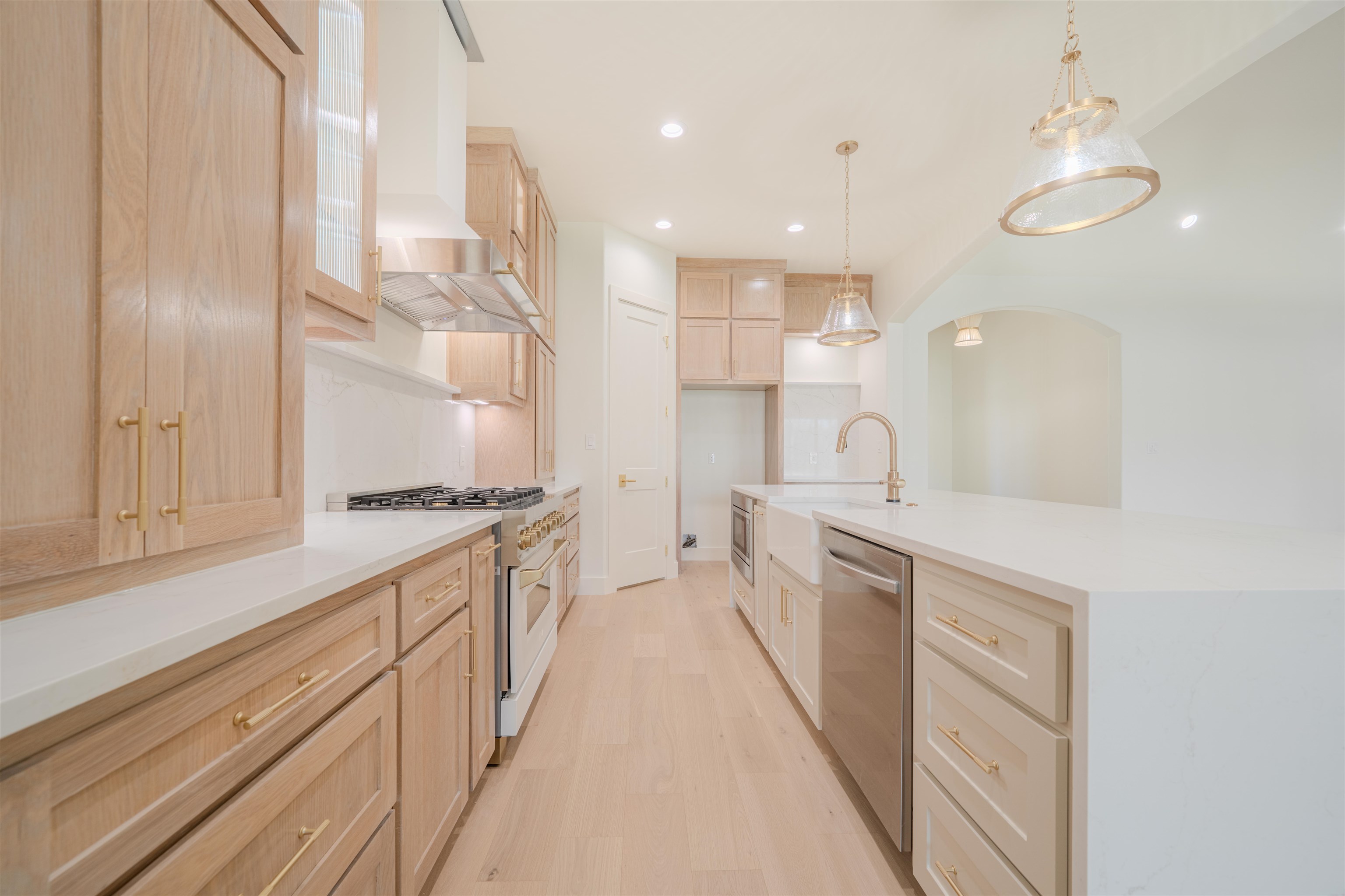 205 Thorn Briar Trail