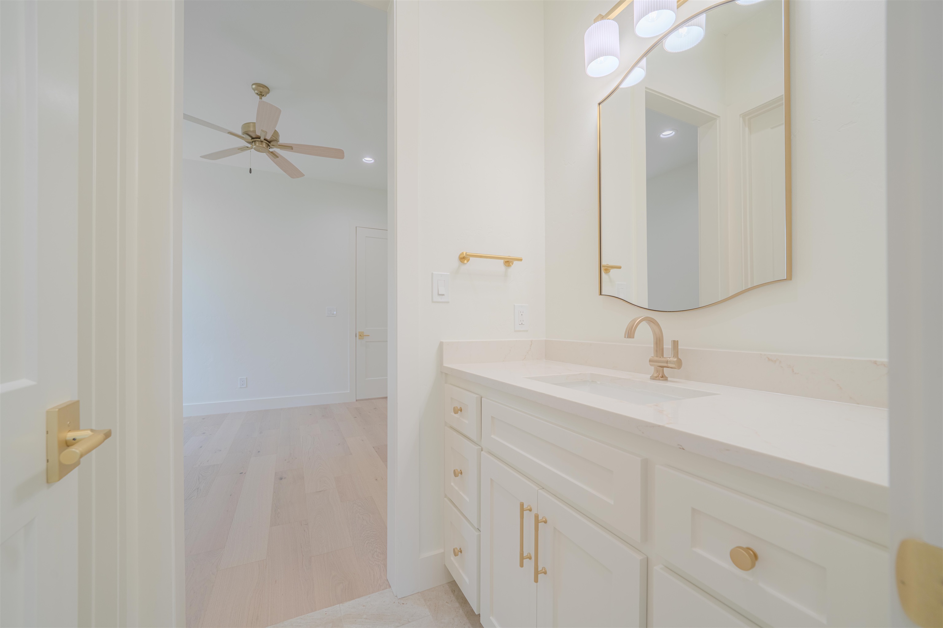 205 Thorn Briar Trail