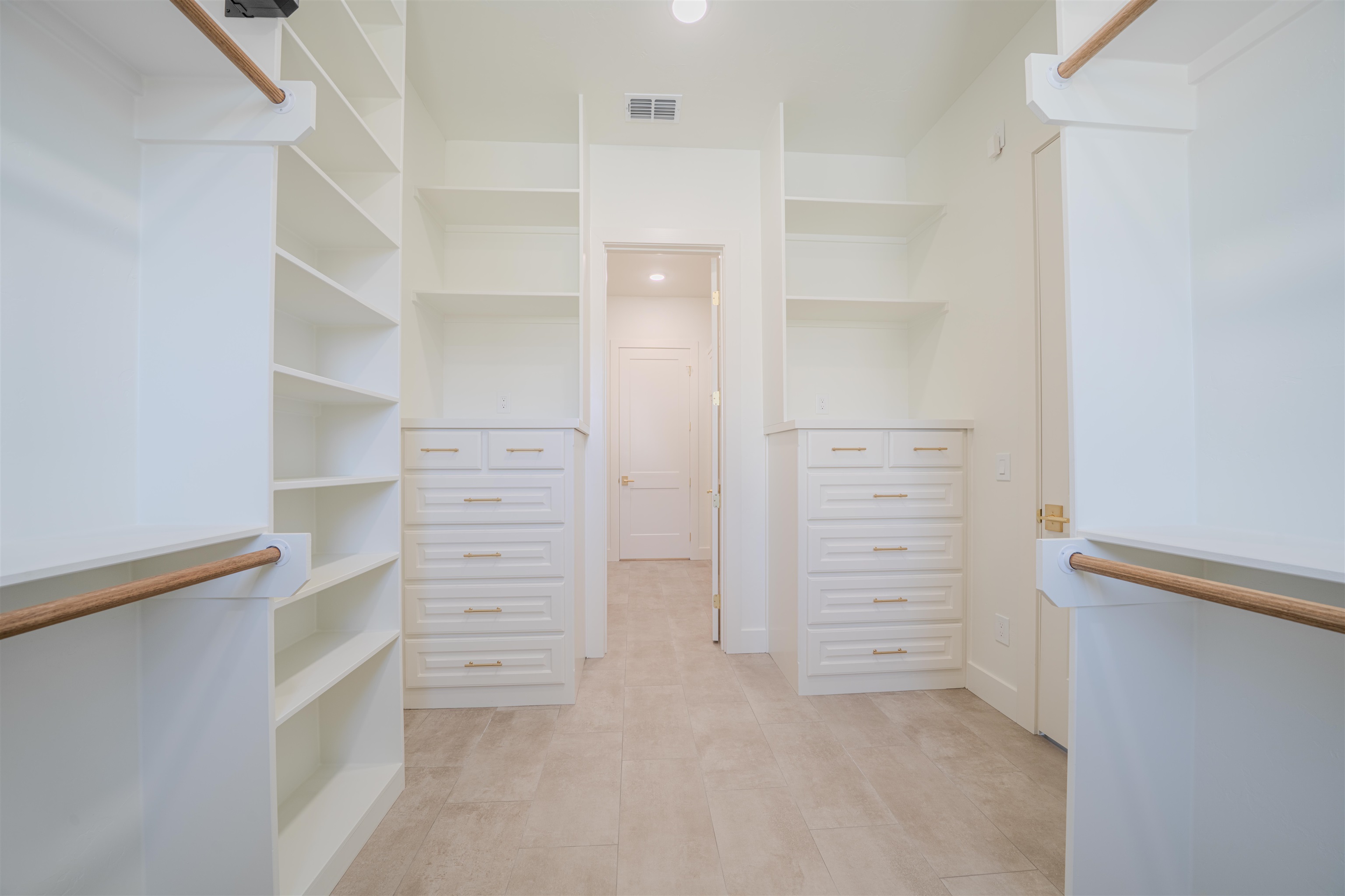 205 Thorn Briar Trail