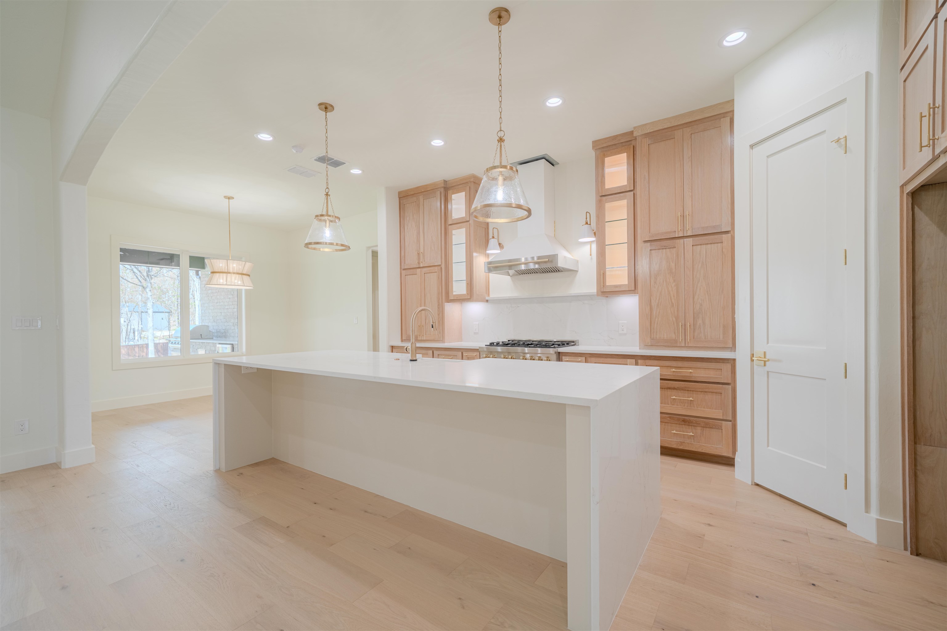 205 Thorn Briar Trail