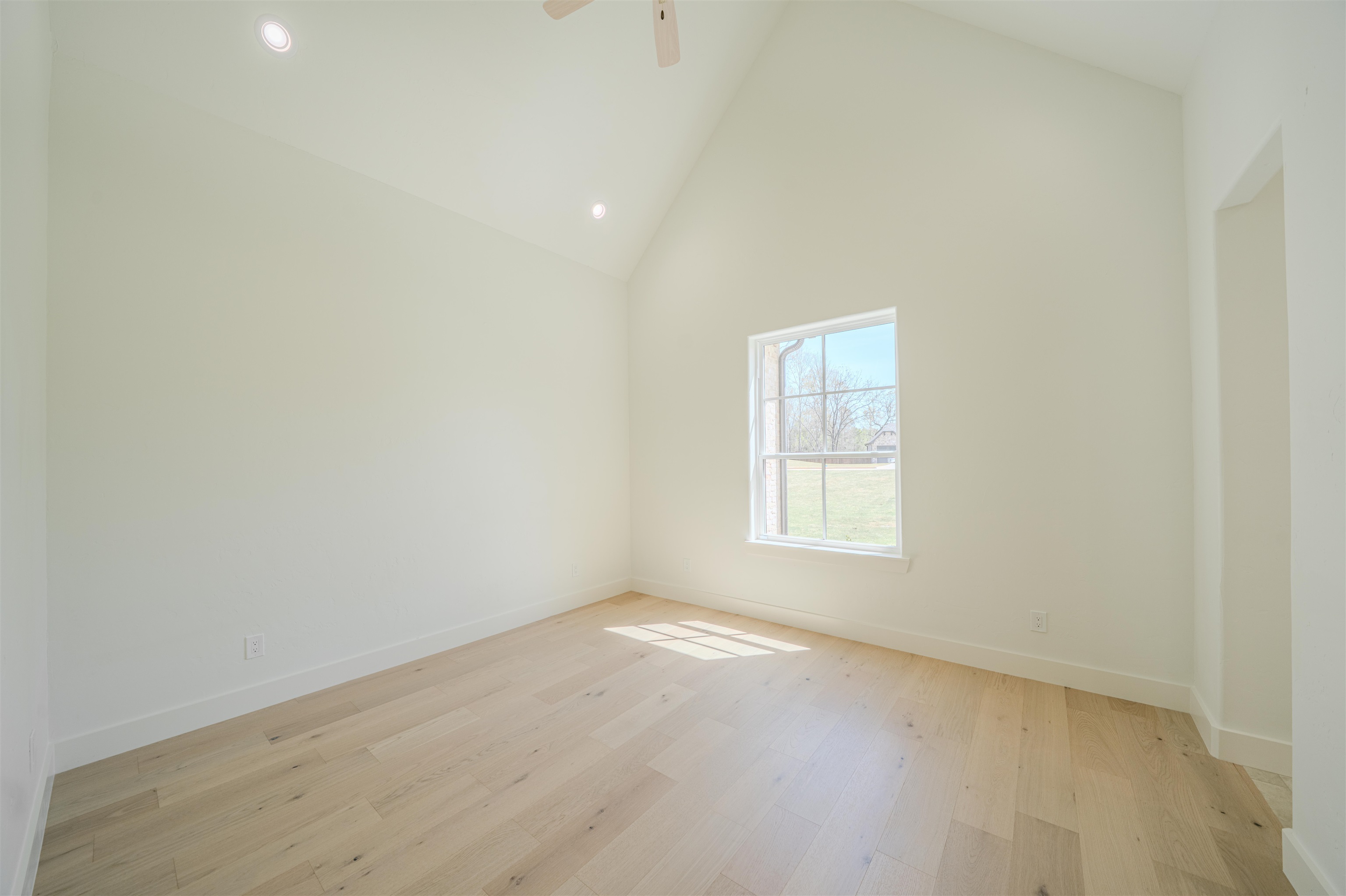 205 Thorn Briar Trail