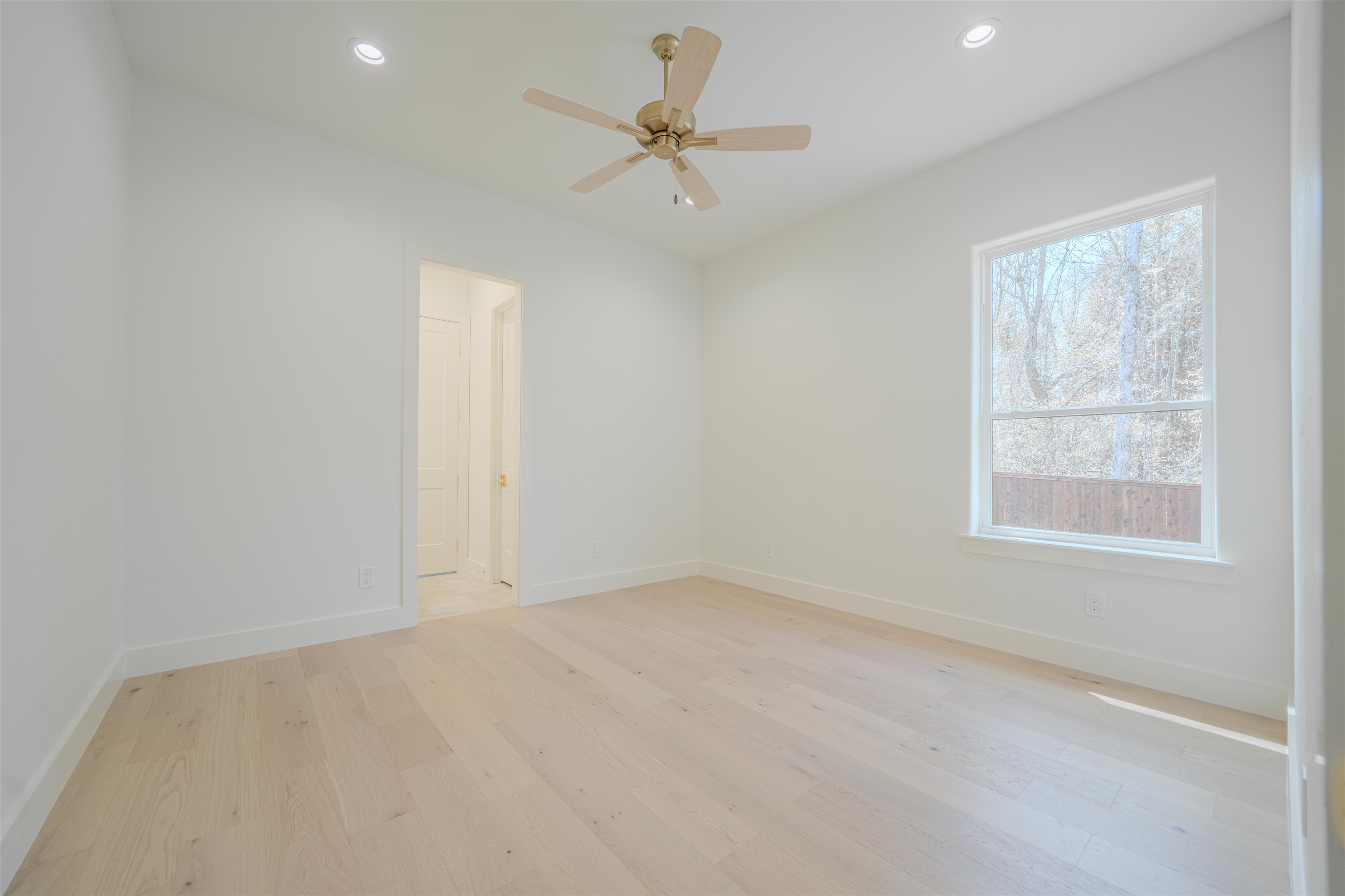 205 Thorn Briar Trail