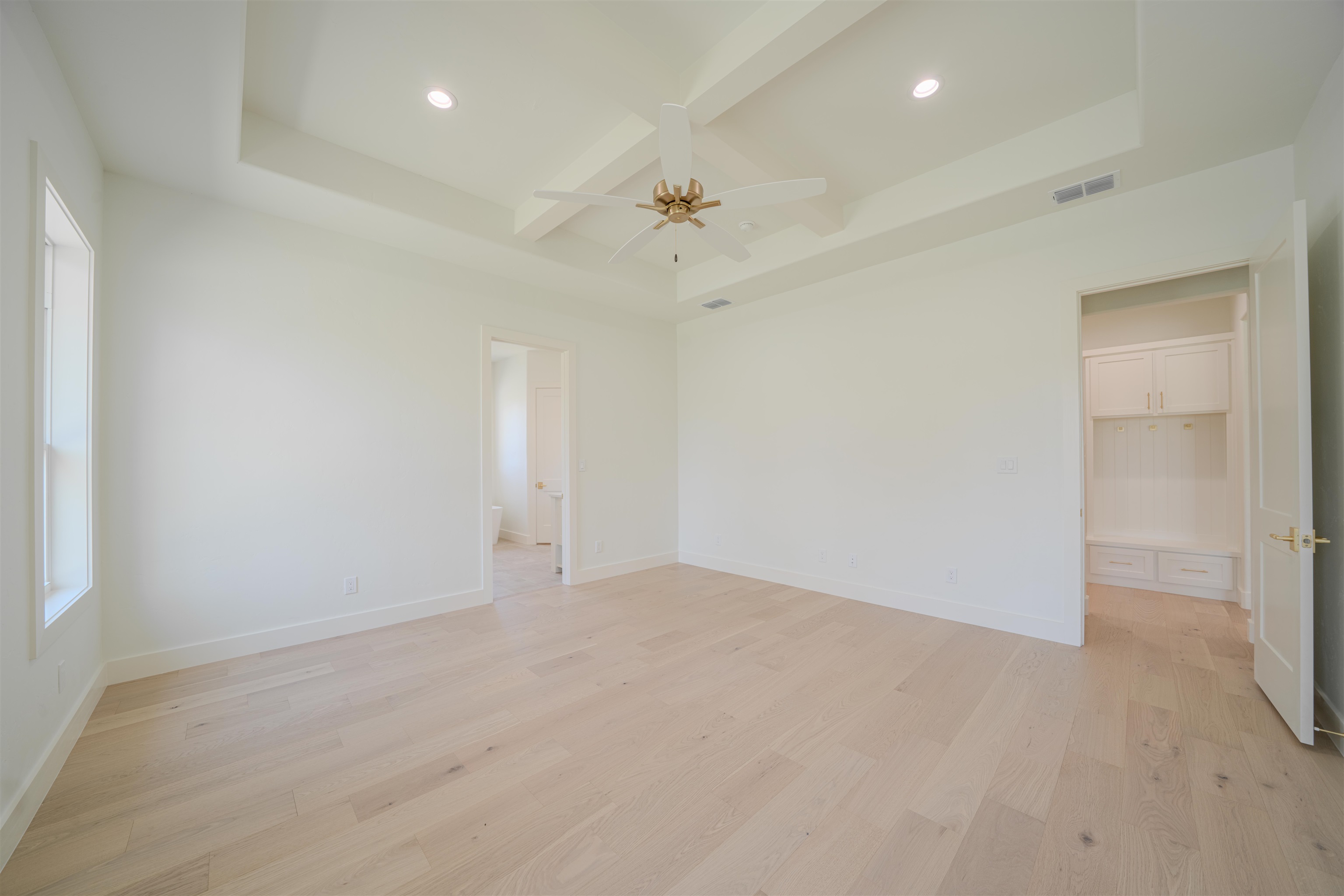 205 Thorn Briar Trail