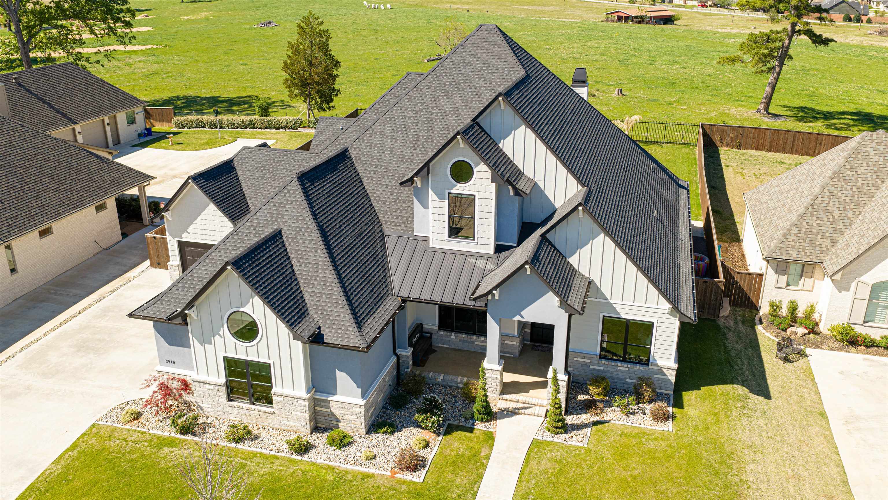 3918 HIDDEN HILLS