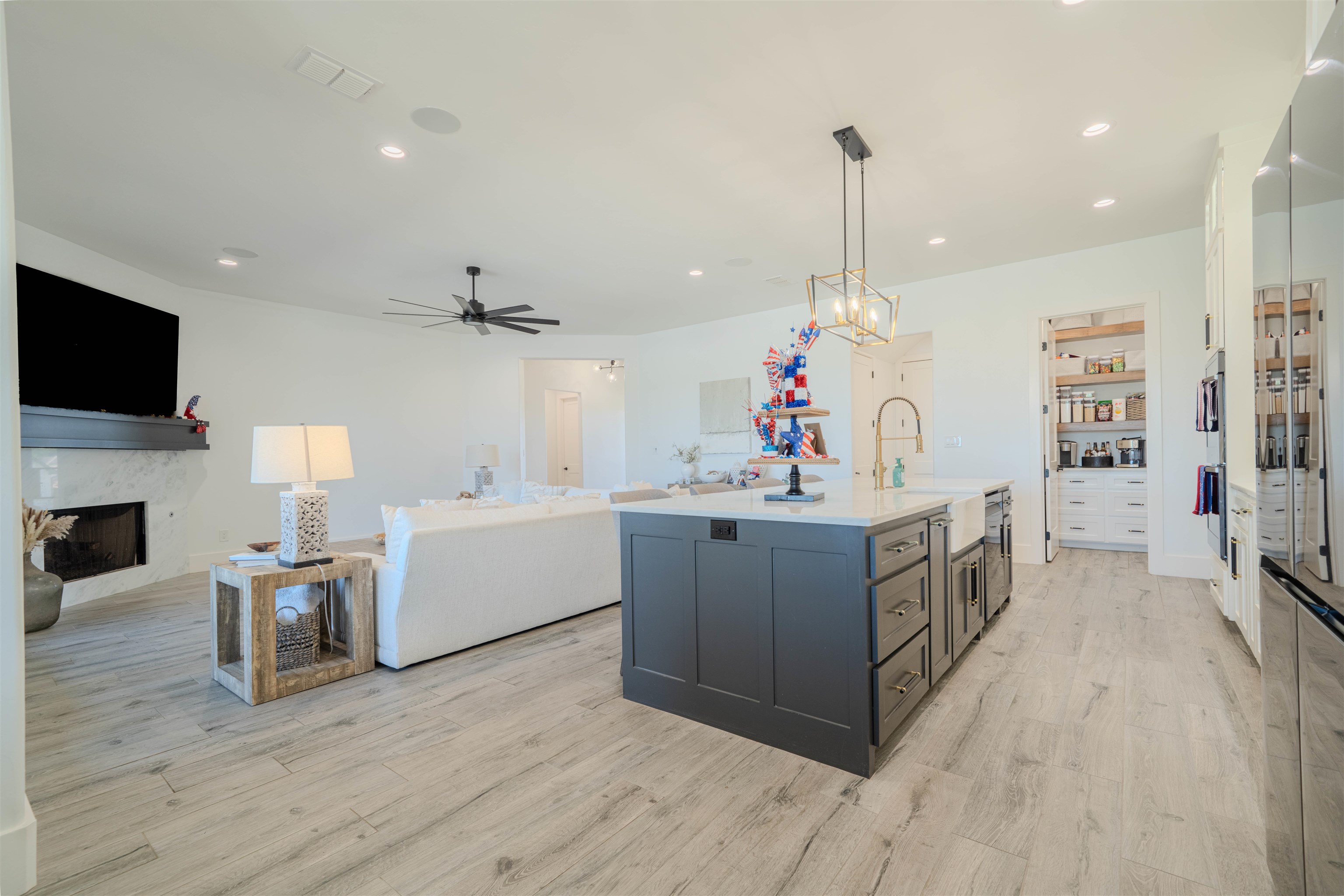 3918 HIDDEN HILLS