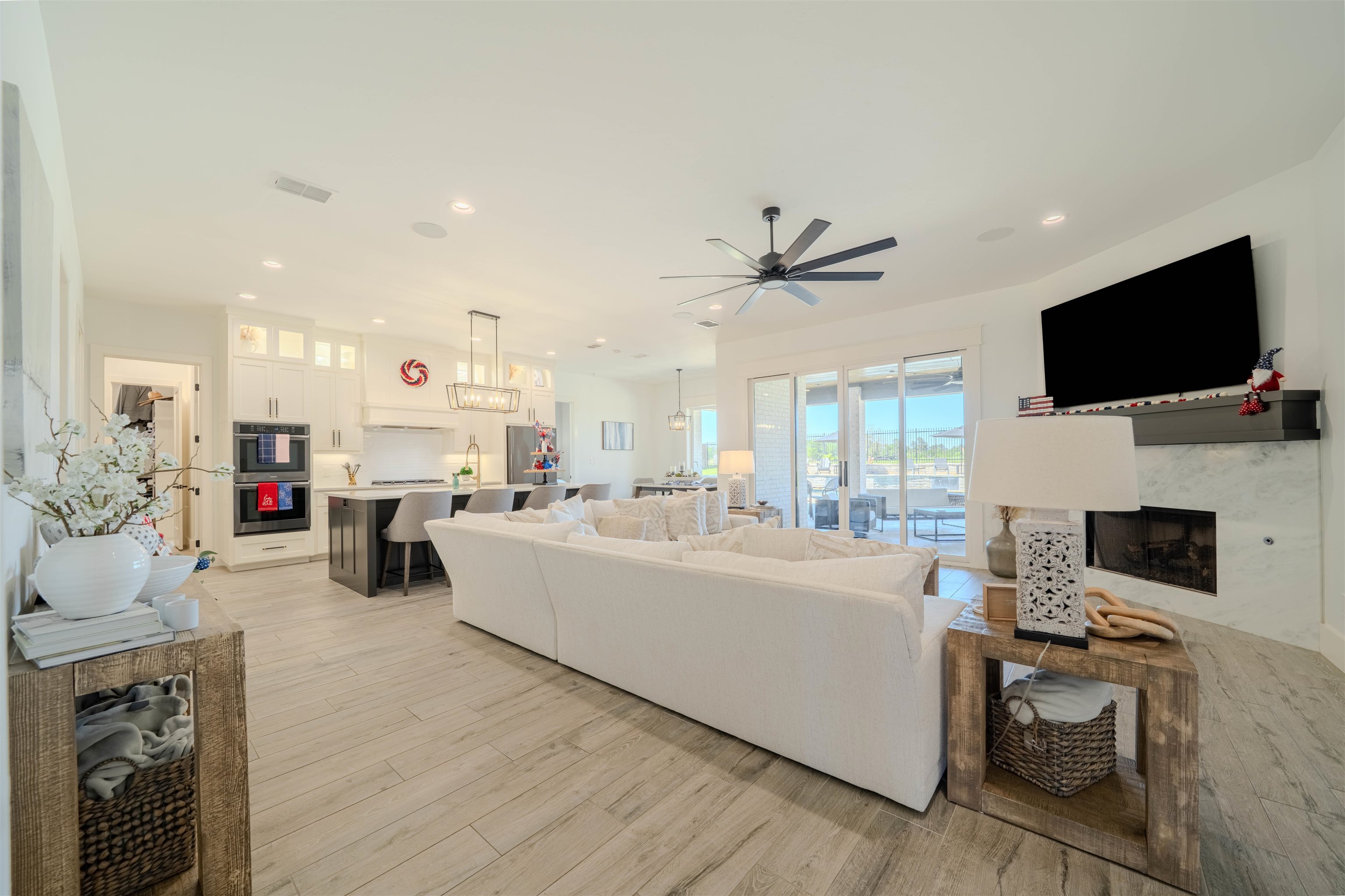 3918 HIDDEN HILLS
