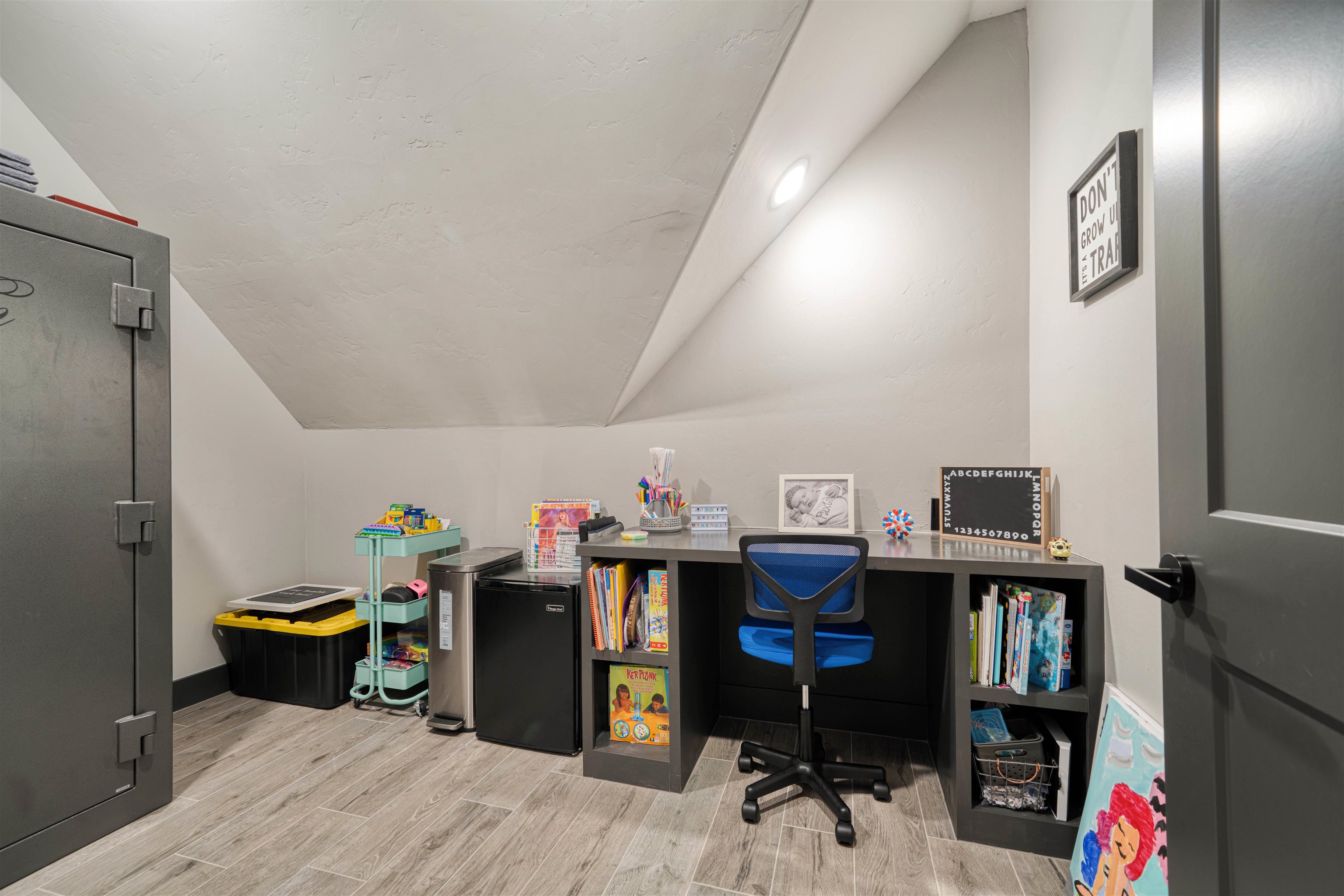 3918 HIDDEN HILLS