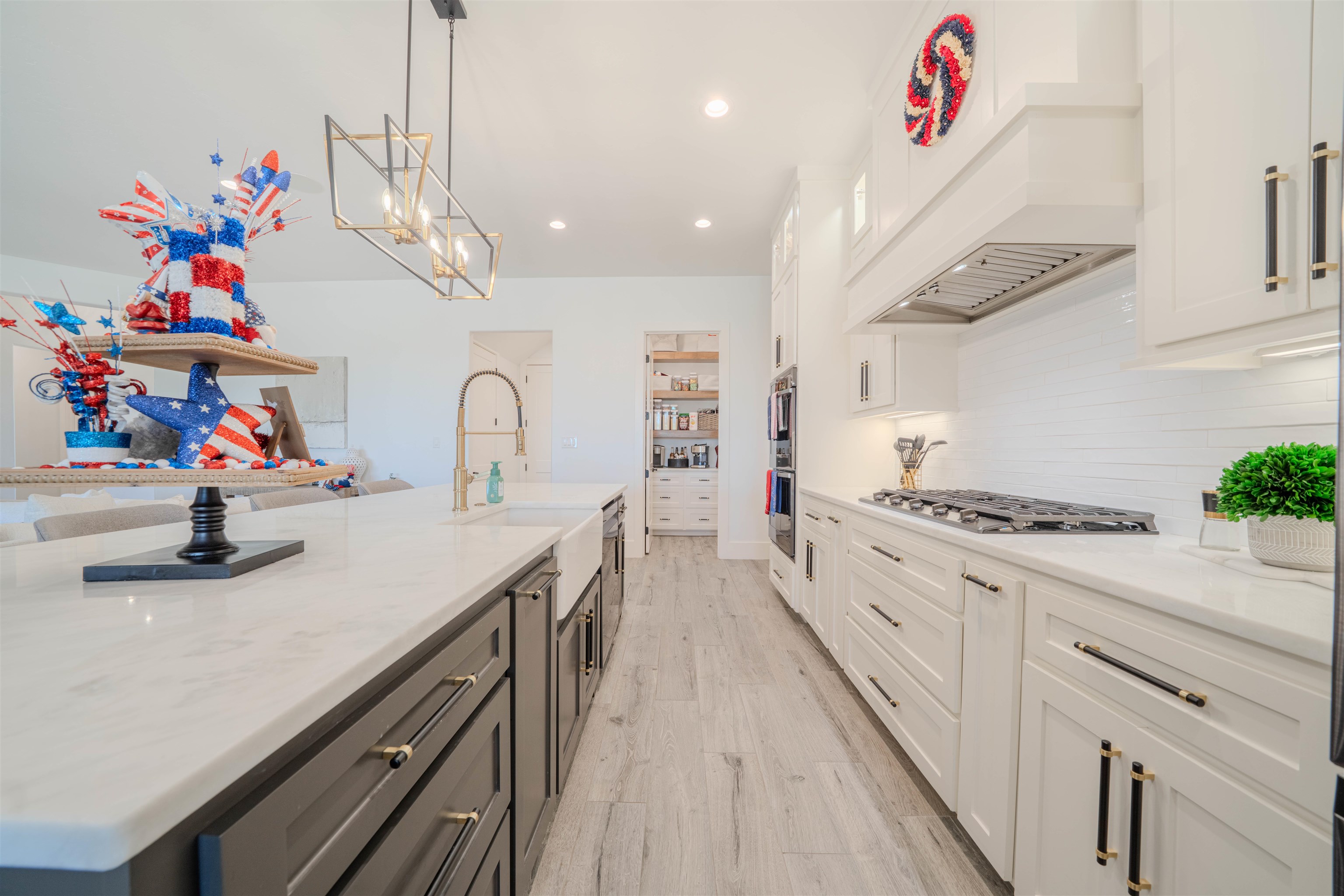 3918 HIDDEN HILLS