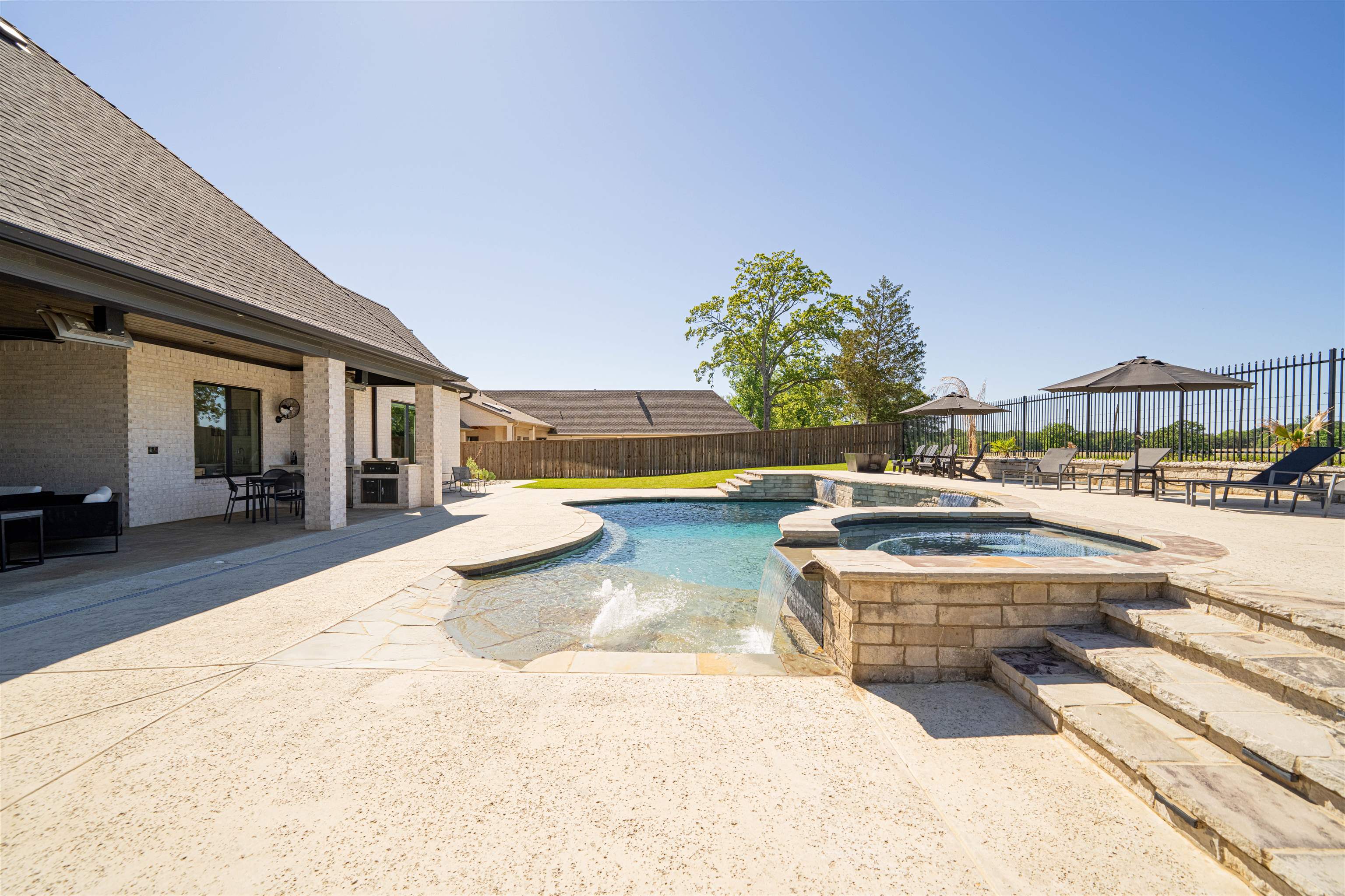 3918 HIDDEN HILLS