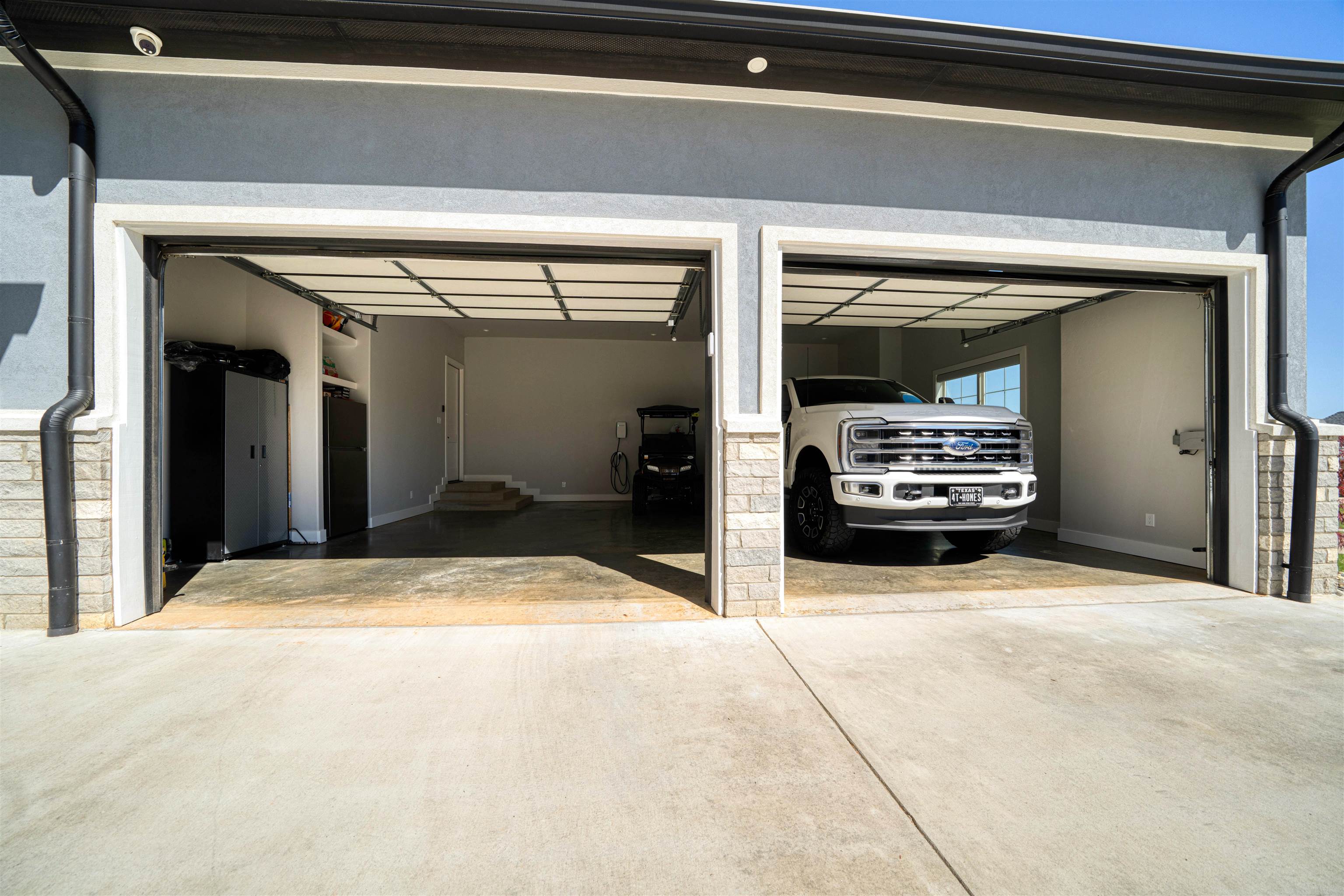 3918 HIDDEN HILLS