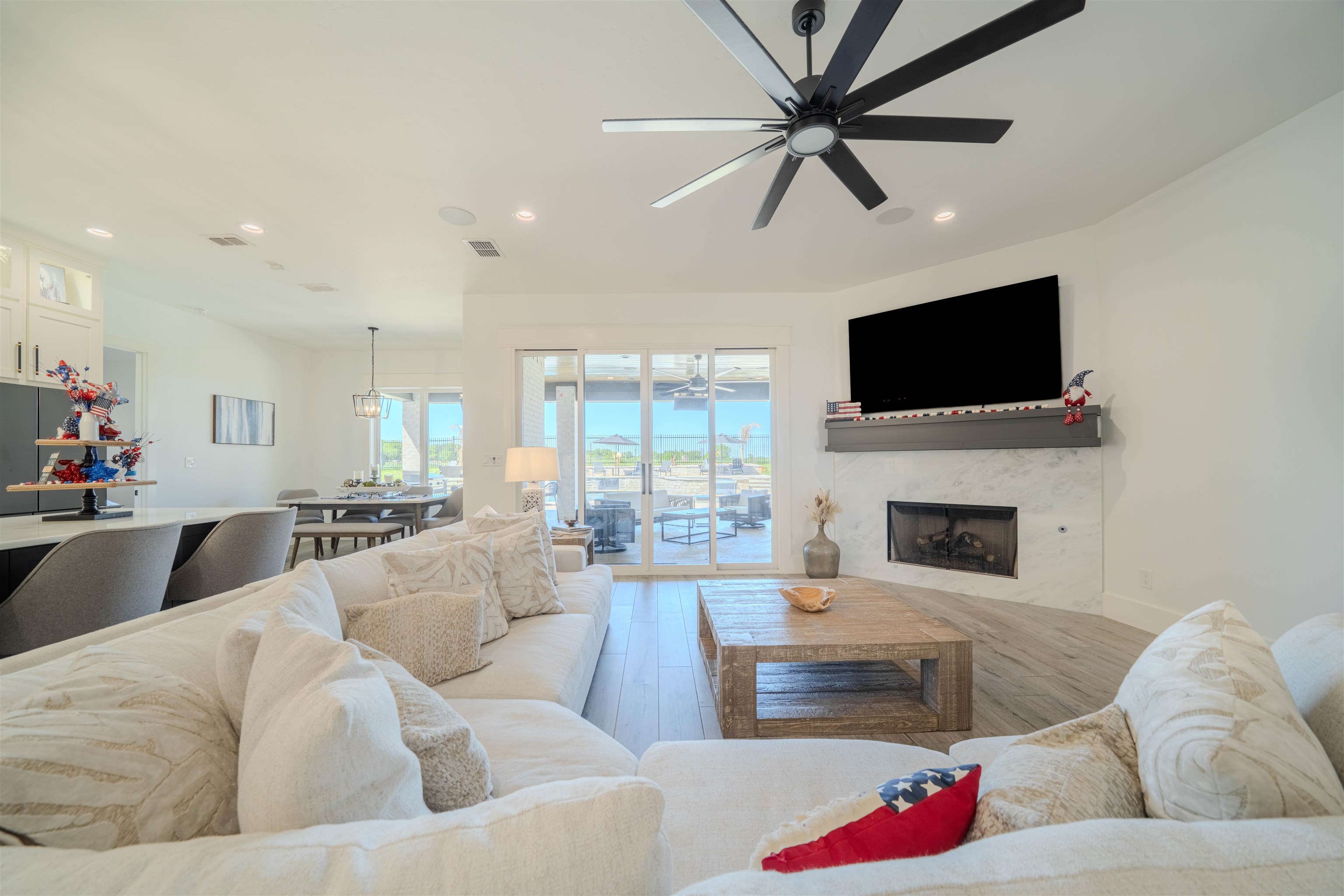 3918 HIDDEN HILLS