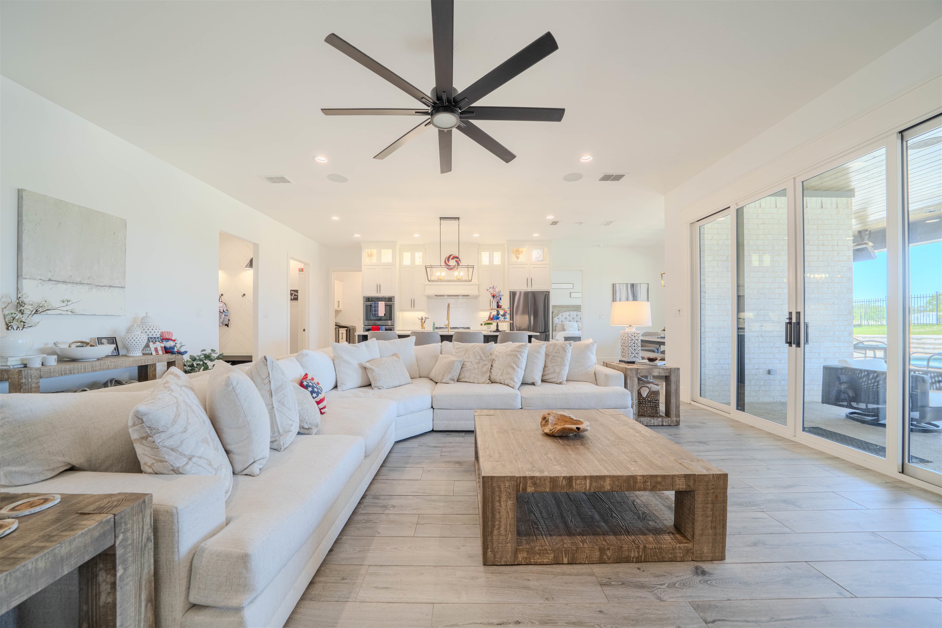 3918 HIDDEN HILLS