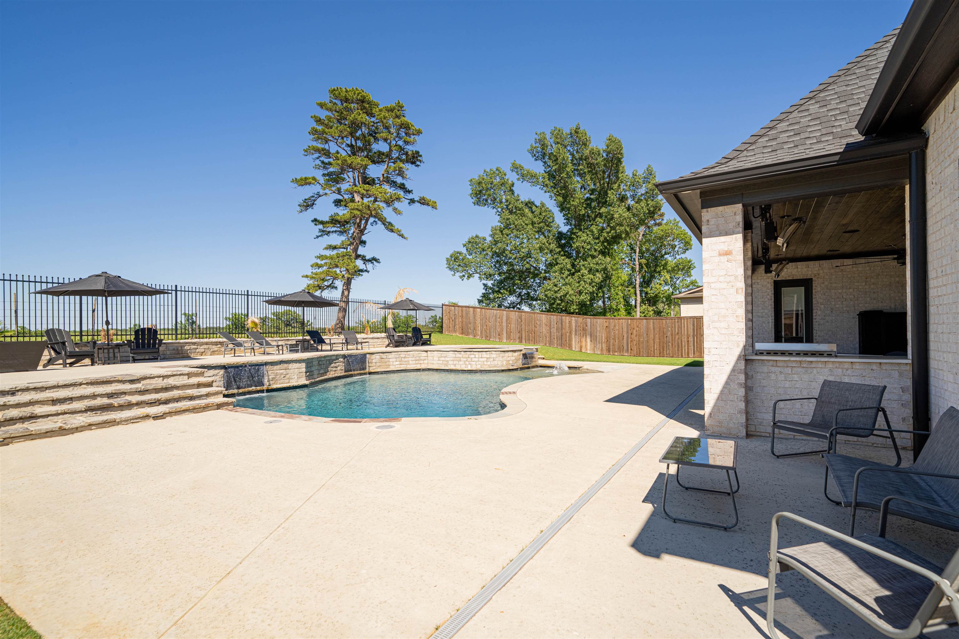 3918 HIDDEN HILLS