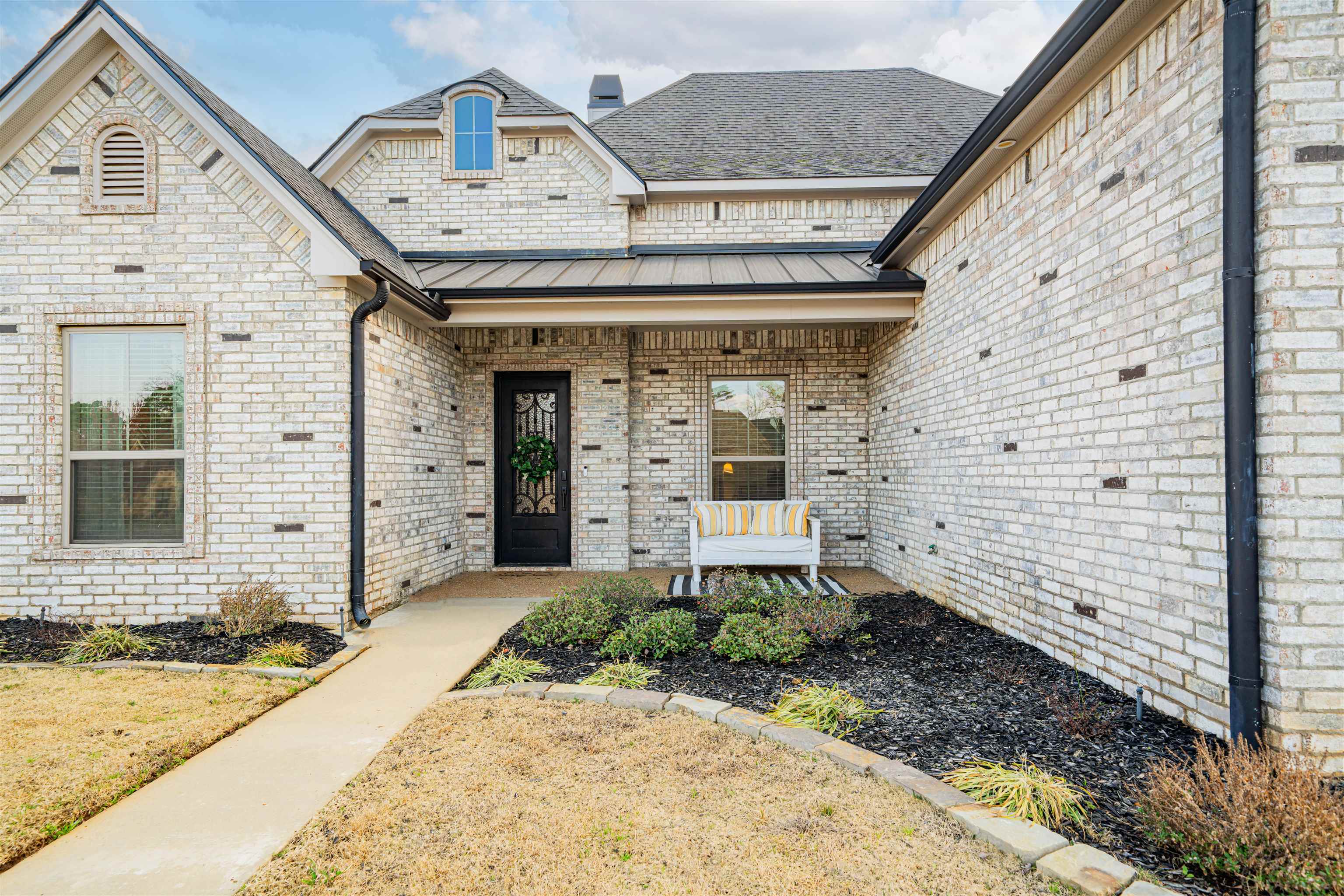 4028 Hidden Hills Cir