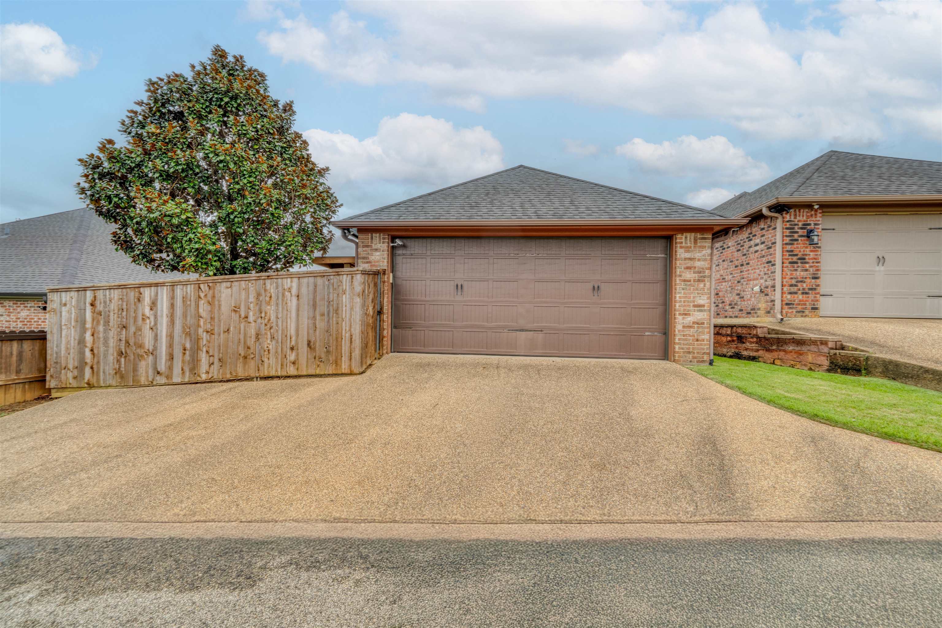 503 Castlemaine Cir