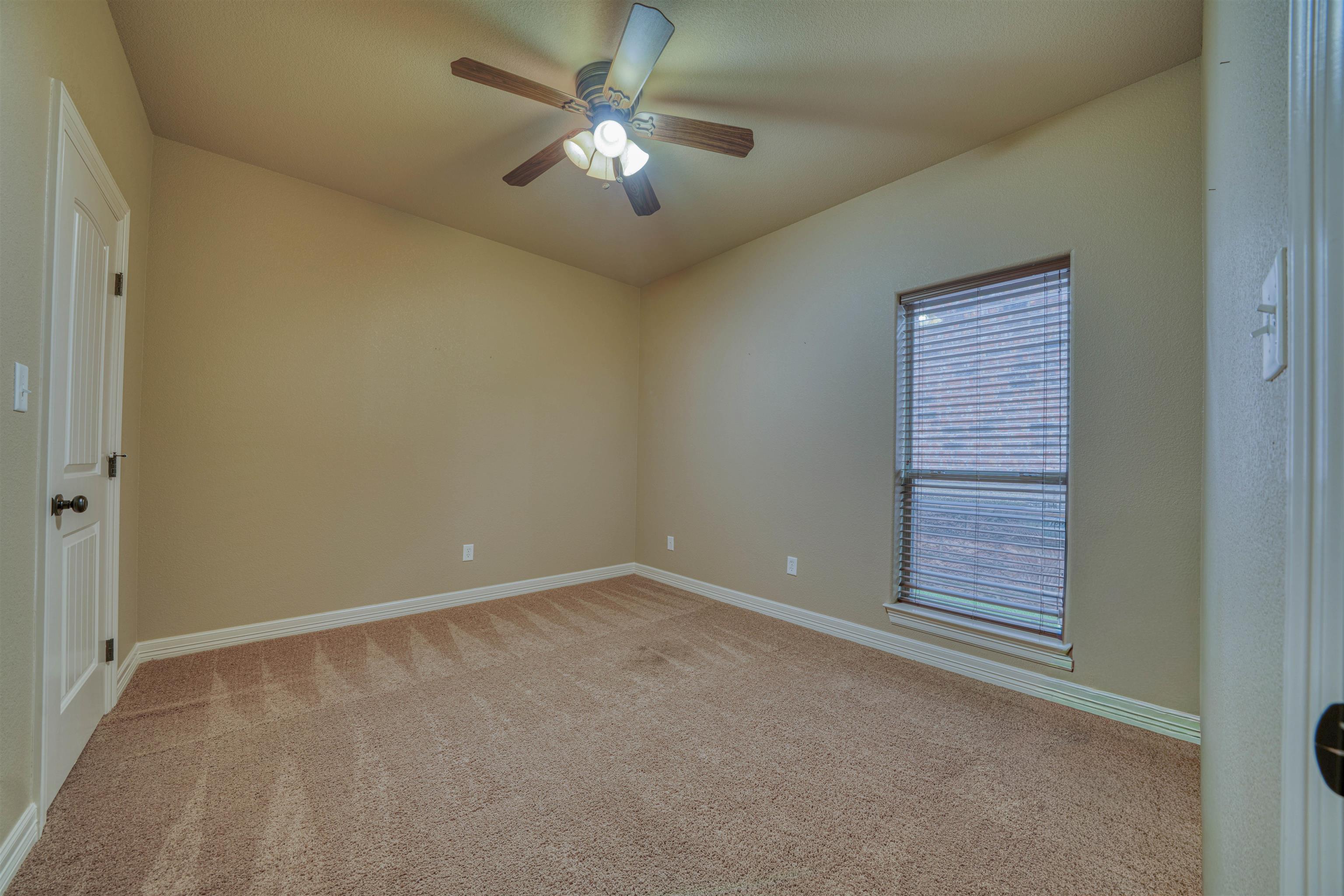 503 Castlemaine Cir