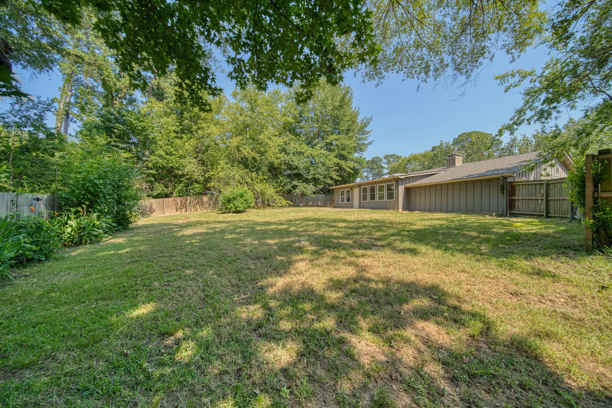 907 Sequoyah Lane