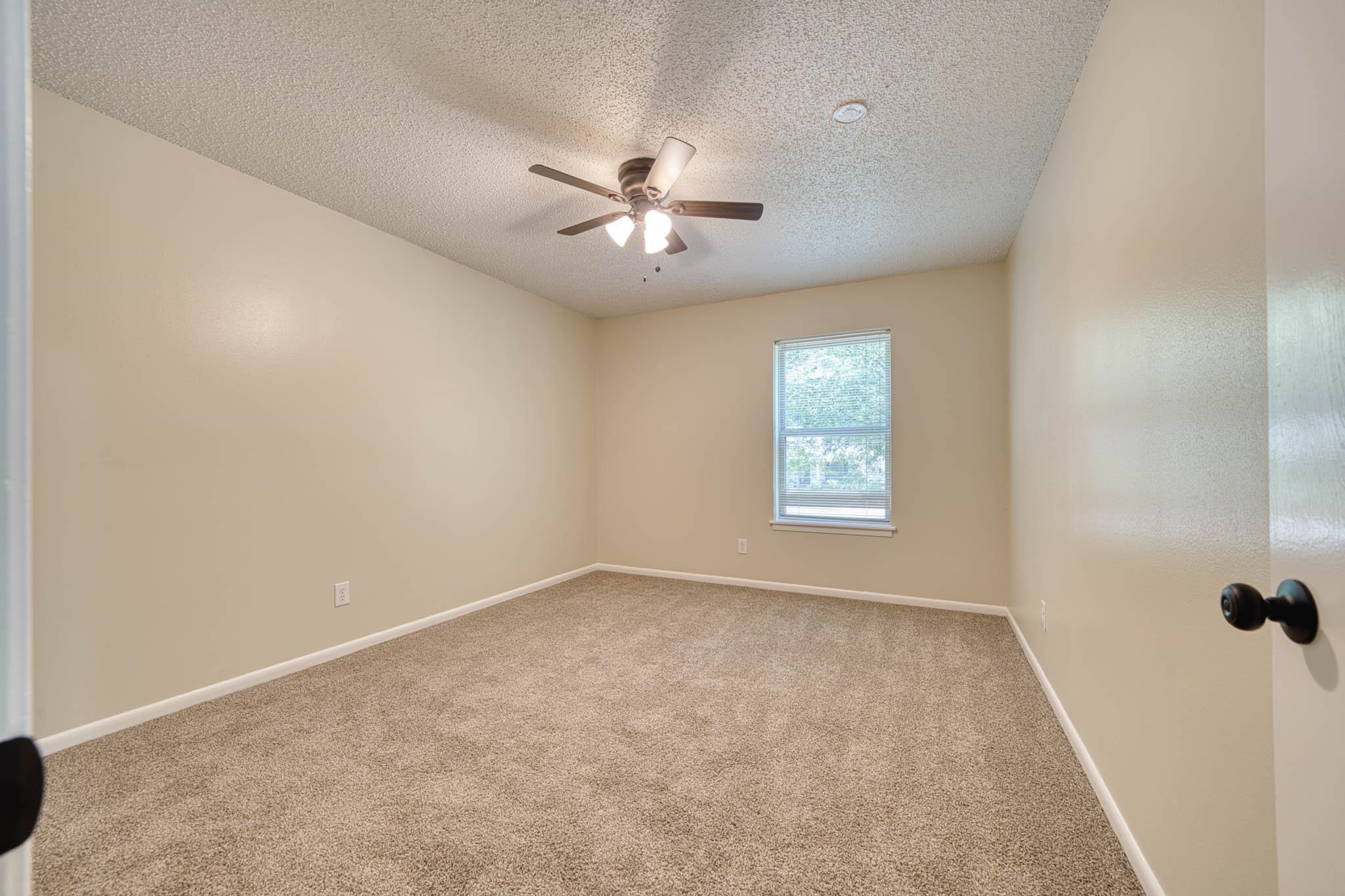 907 Sequoyah Lane