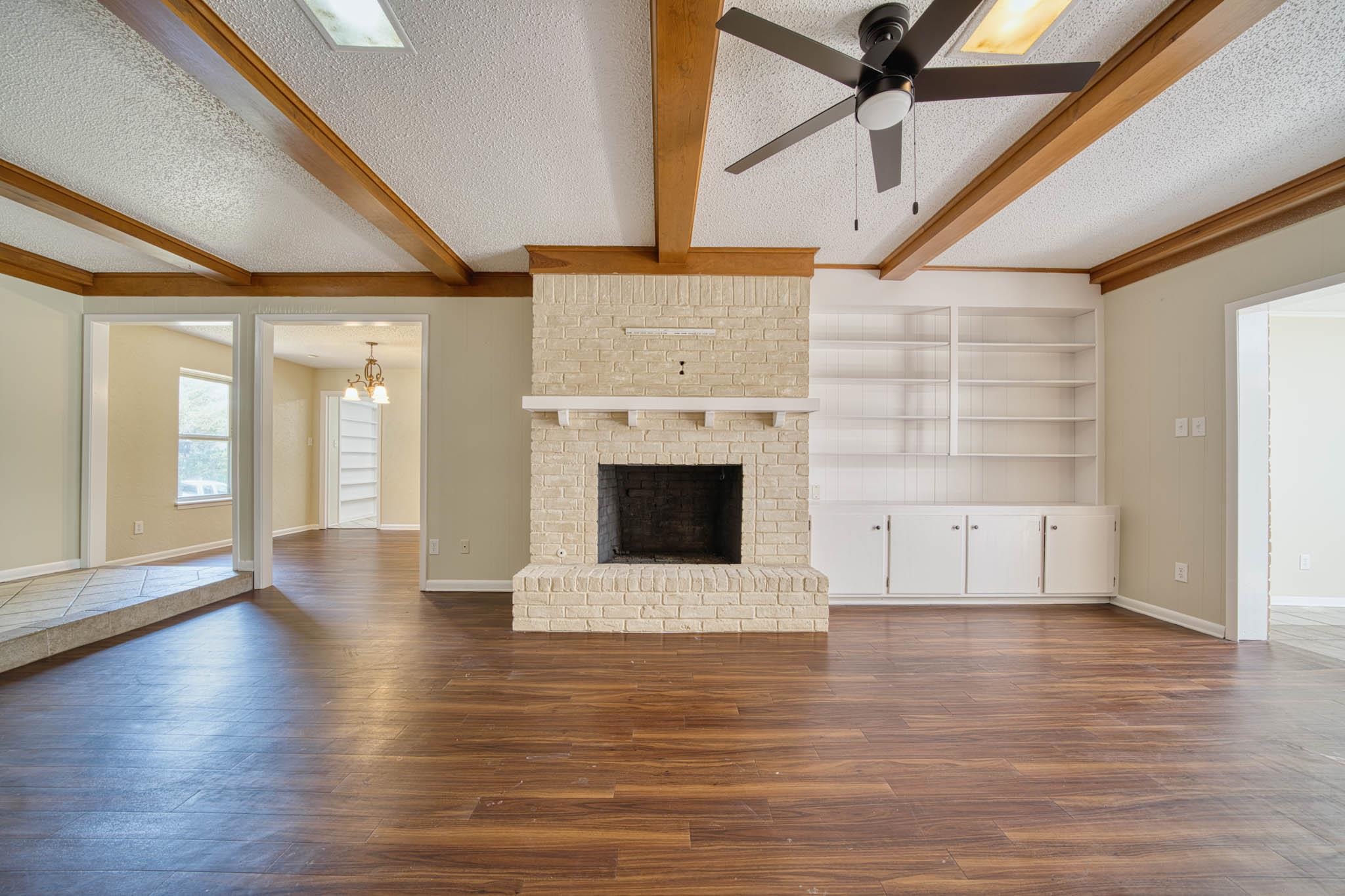 907 Sequoyah Lane