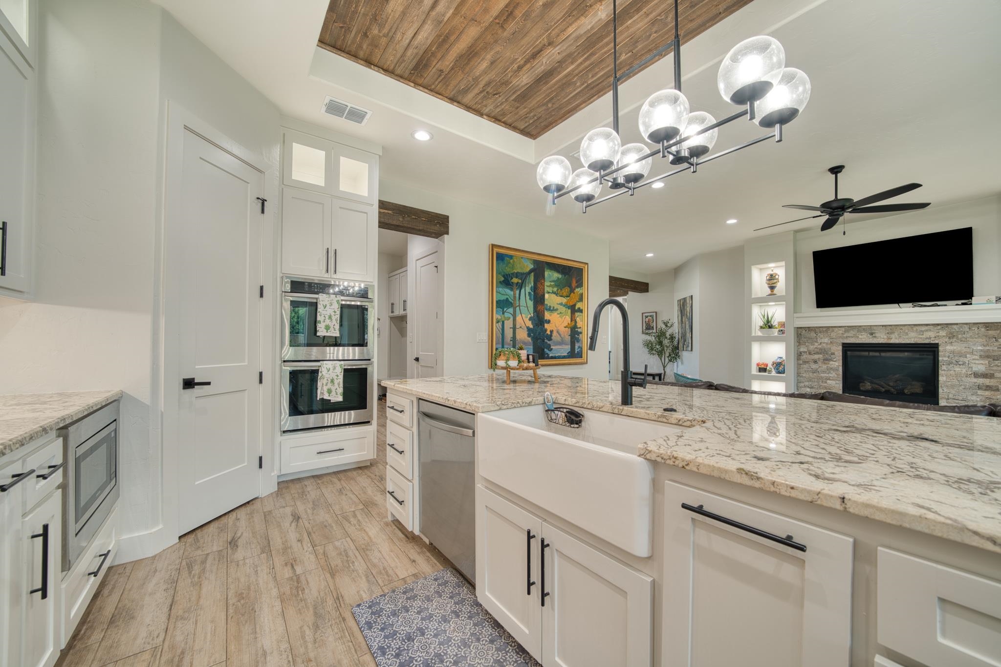 3917 Hidden Hills Cr