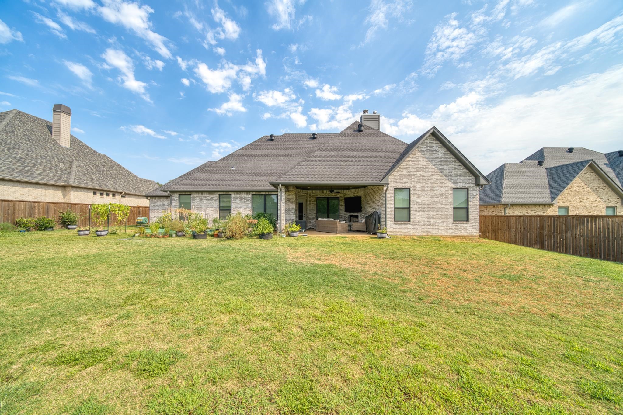3917 Hidden Hills Cr
