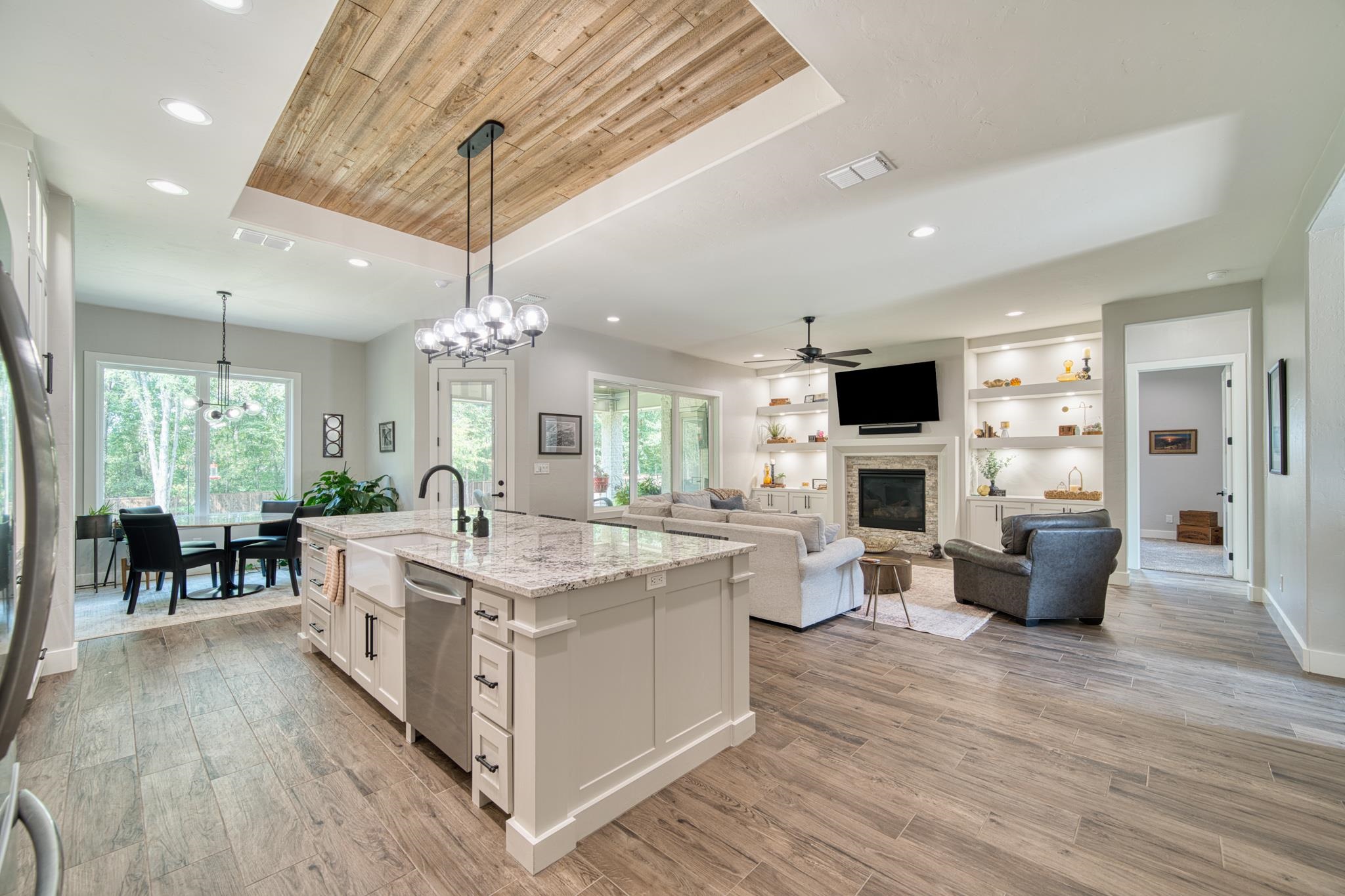 105 Thorn Briar Trail