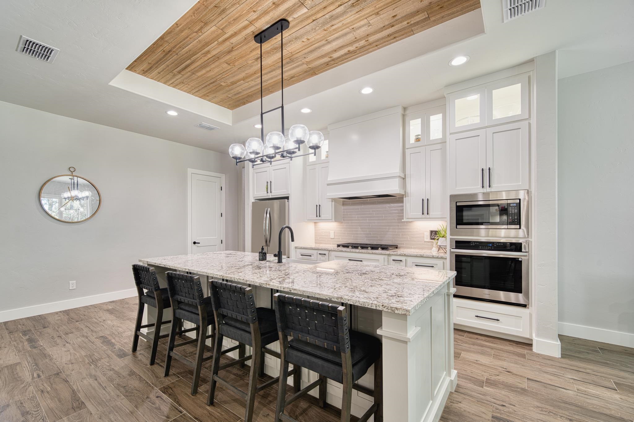 105 Thorn Briar Trail