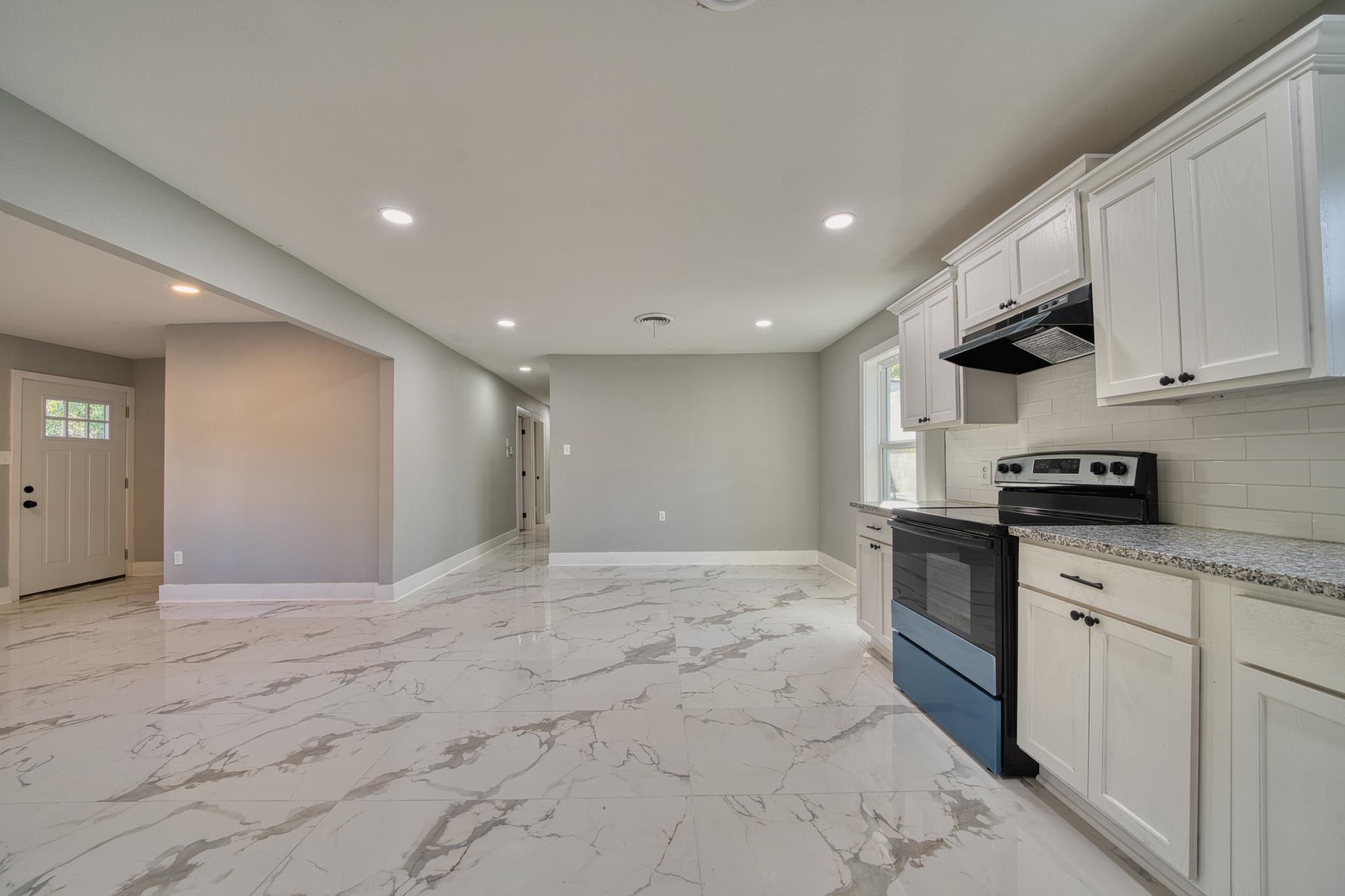 600 Diane Drive