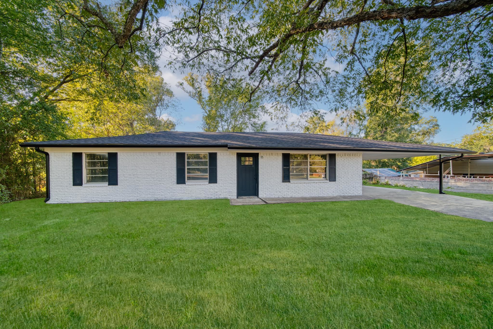 600 Diane Drive