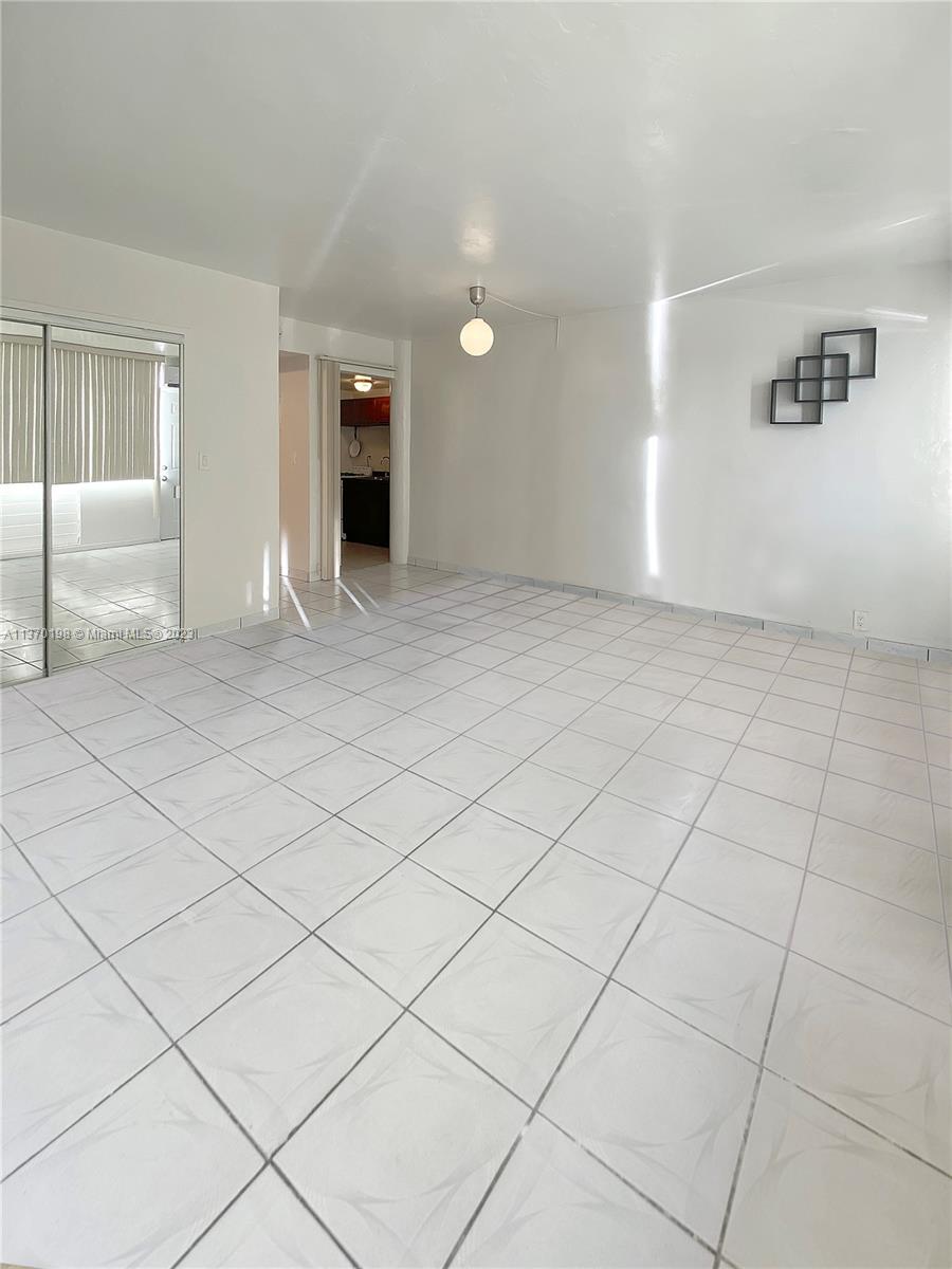 6484 Indian Creek Dr Unit: 229