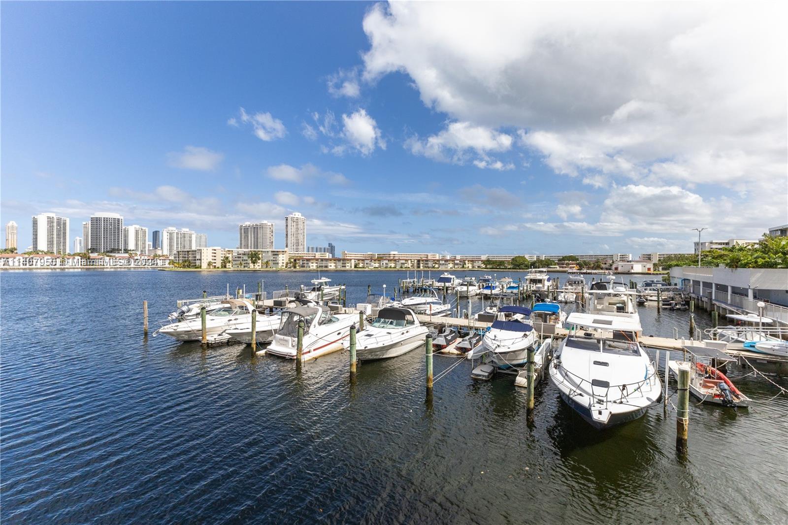 18061 Biscayne Blvd Unit: 702