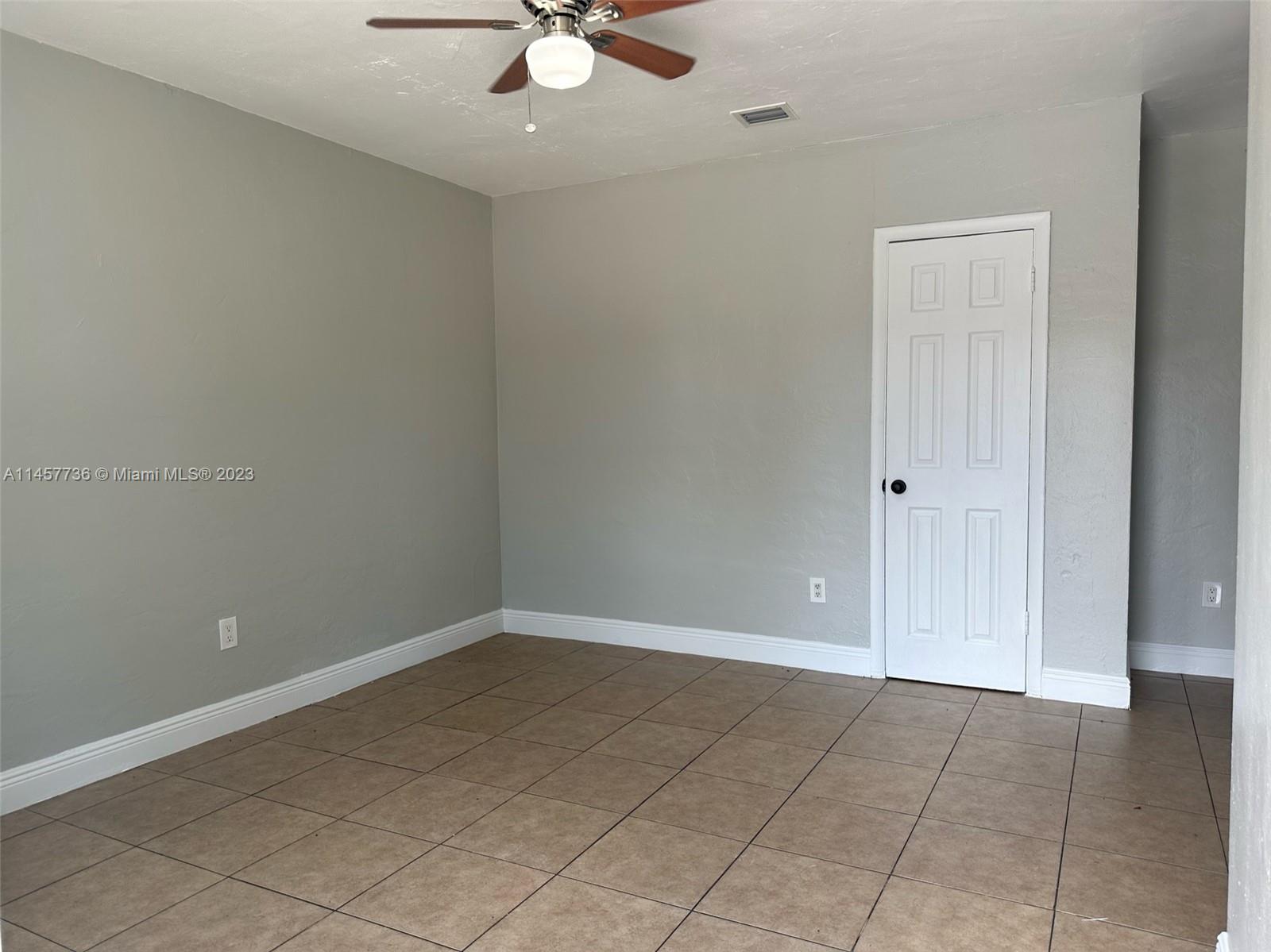 1901 NW 30th St