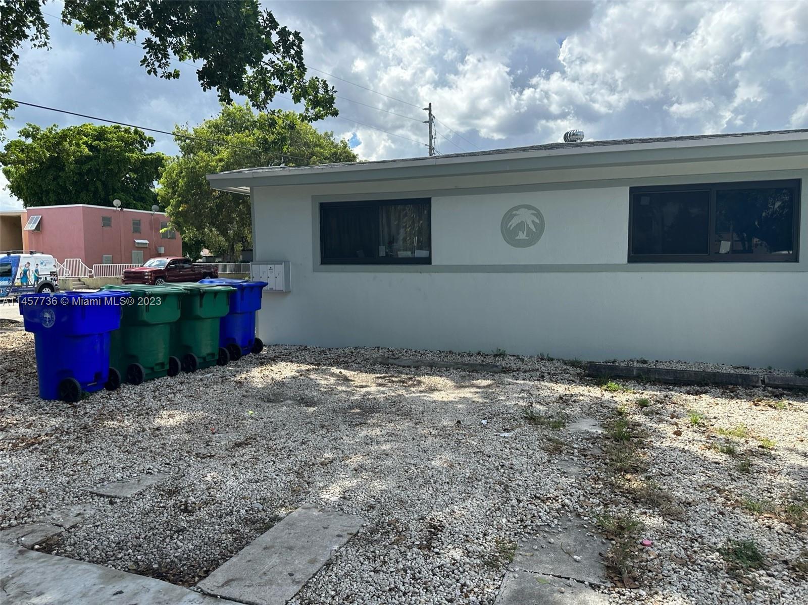 1901 NW 30th St