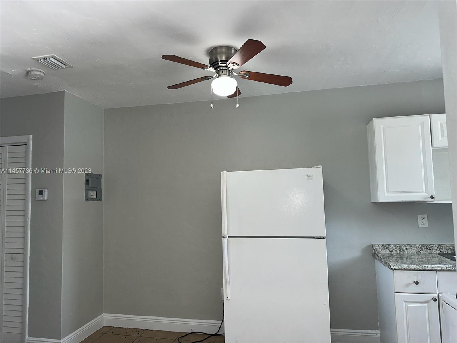 1901 NW 30th St