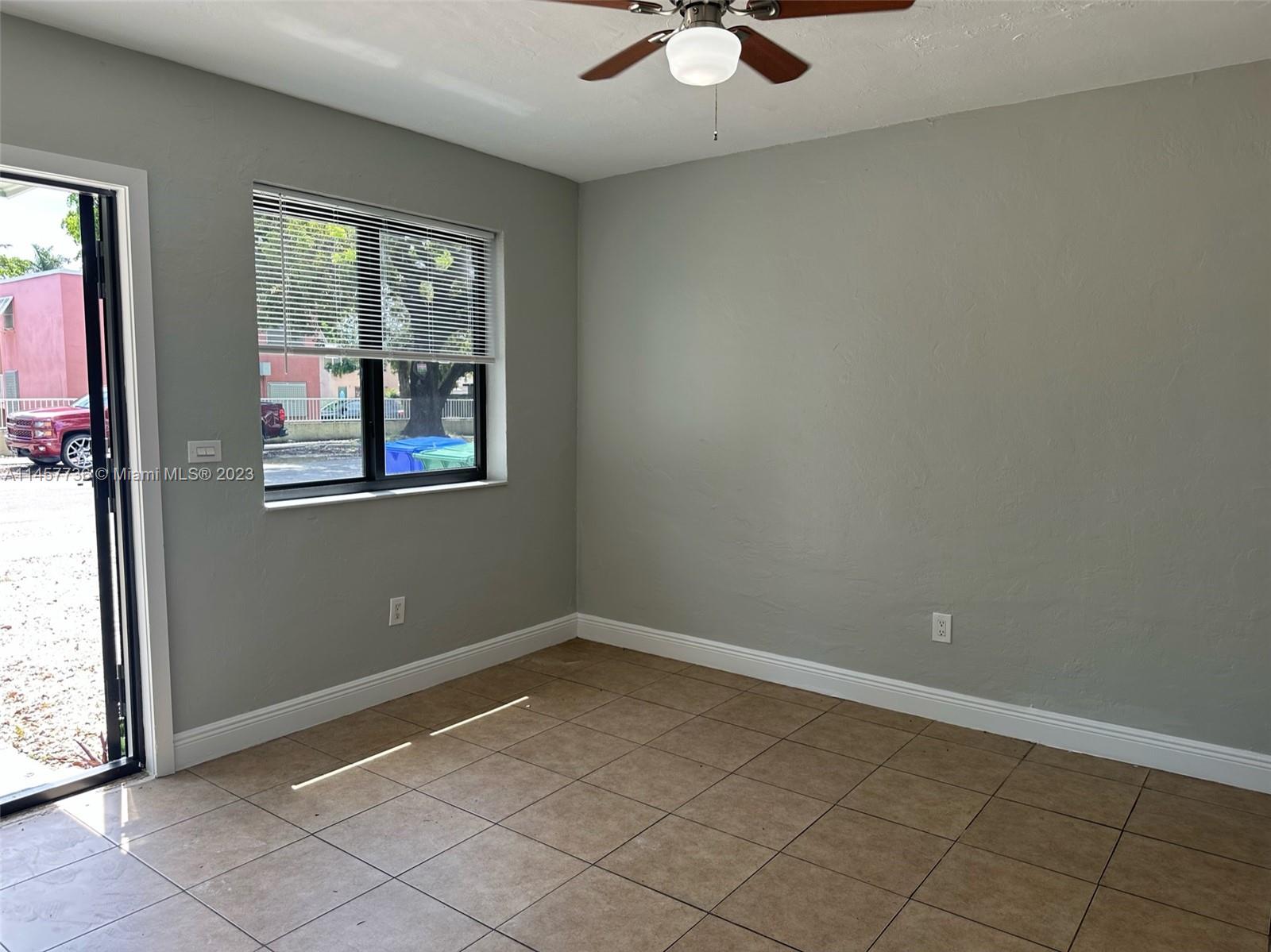 1901 NW 30th St
