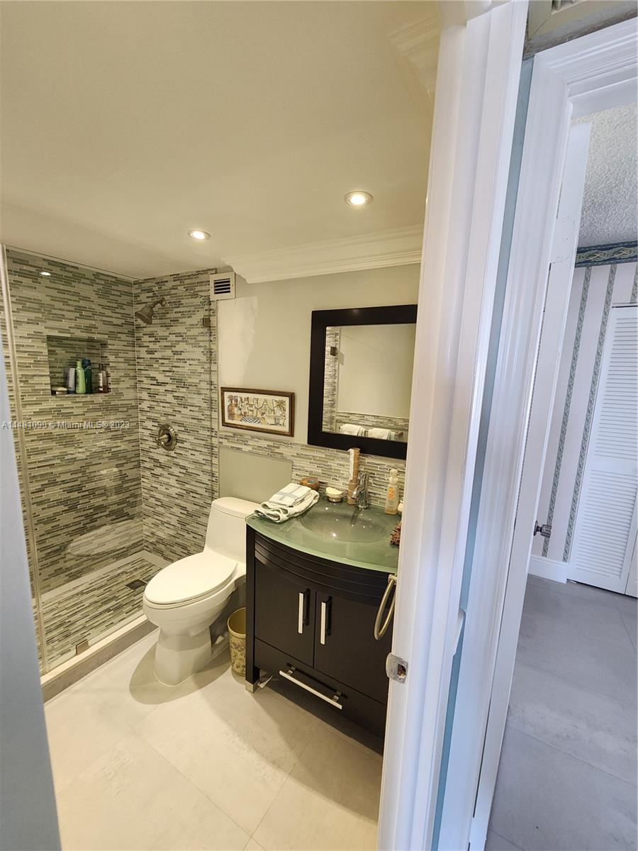 1600 S Ocean Dr Unit: 6K