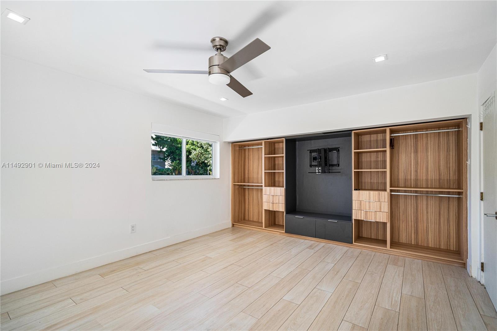 1231 Pennsylvania Ave # 1