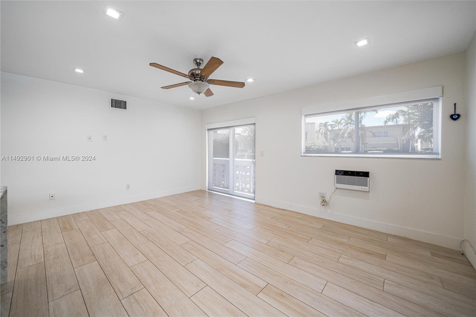 1231 Pennsylvania Ave # 1