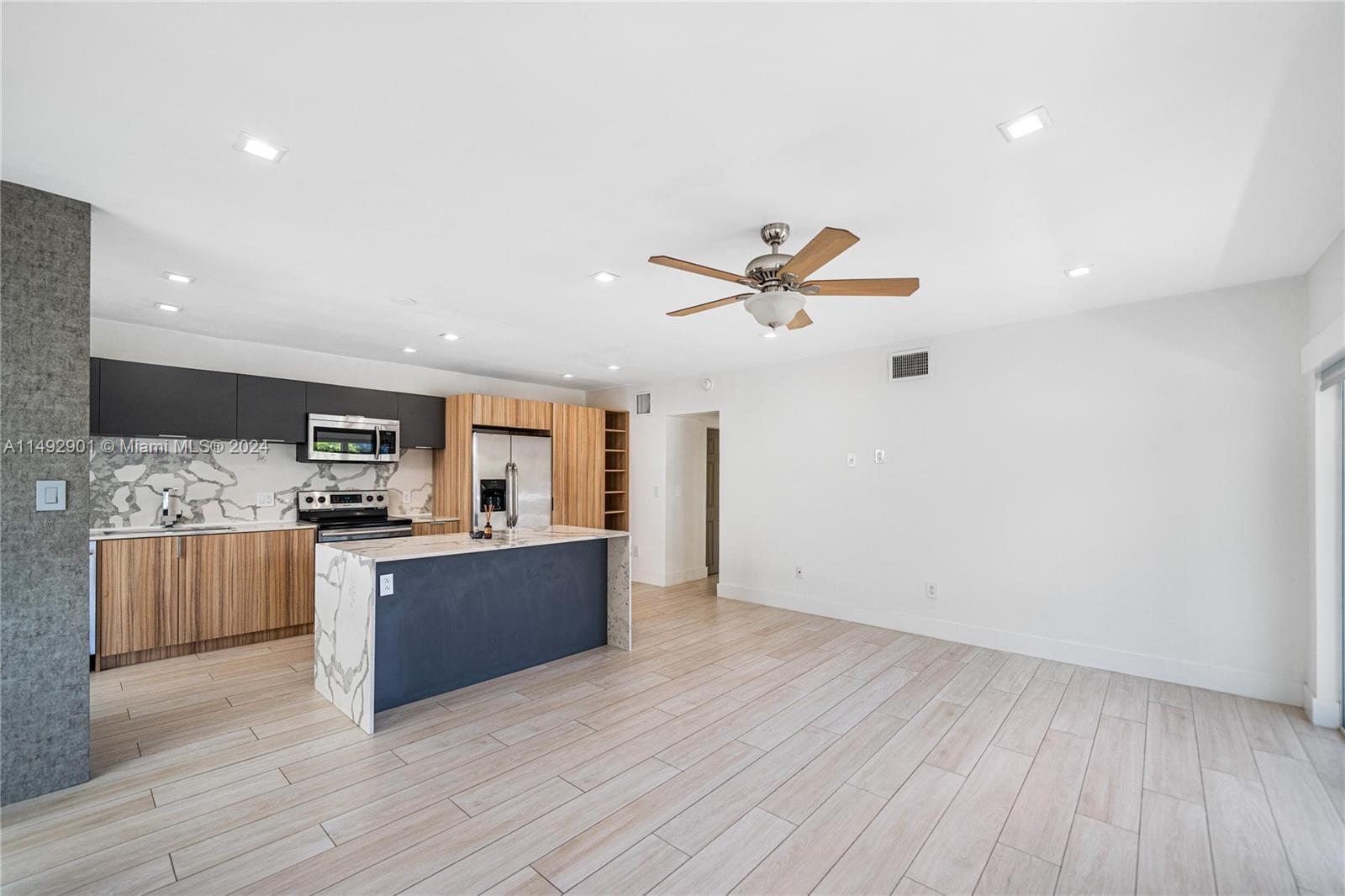 1231 Pennsylvania Ave # 1