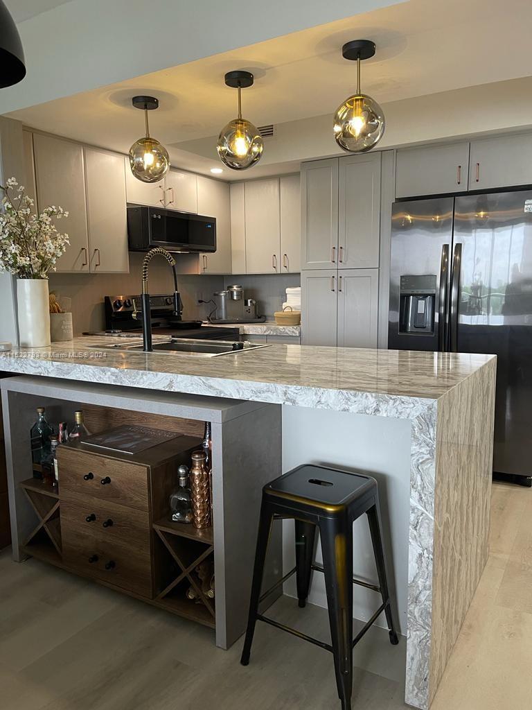 5600 Collins Ave Unit: 6L